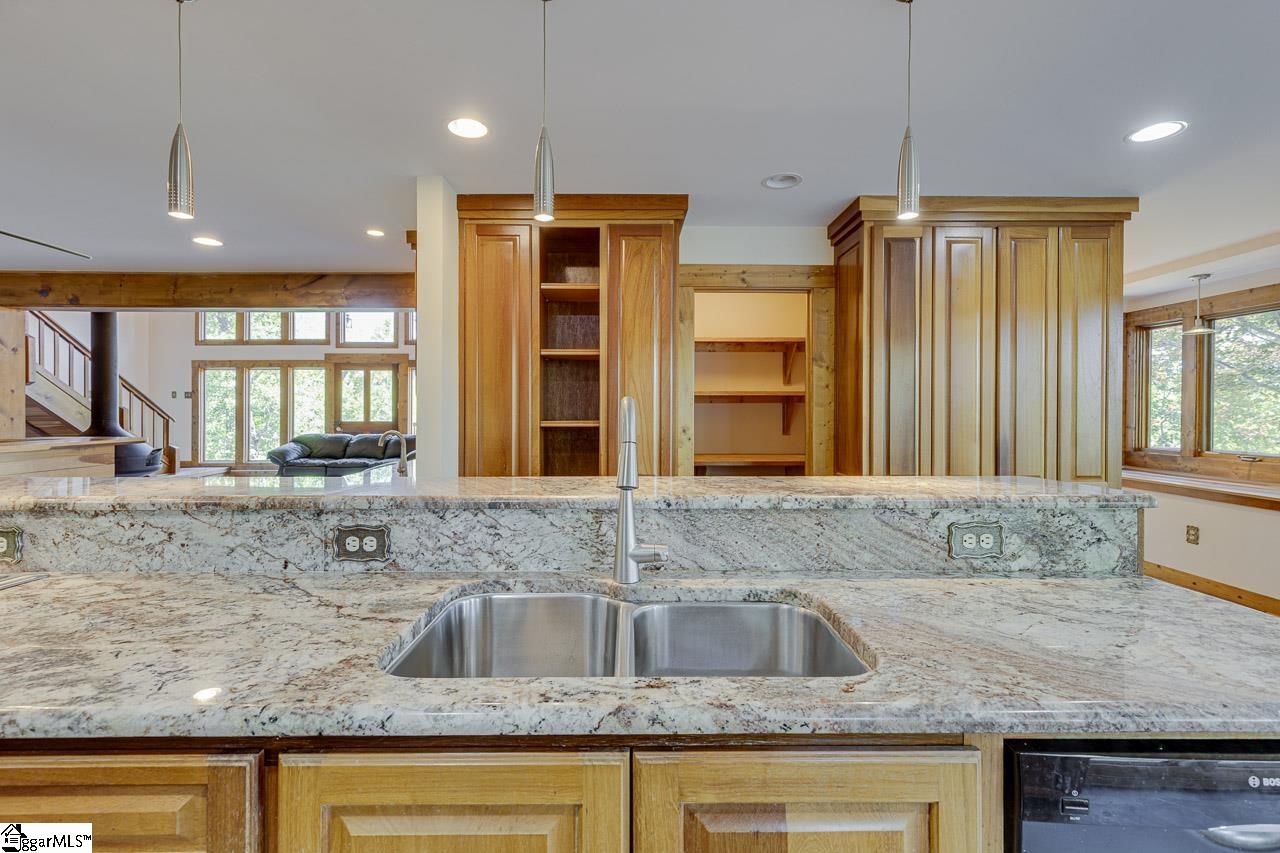 671 Rabbit Road Property Photo 17