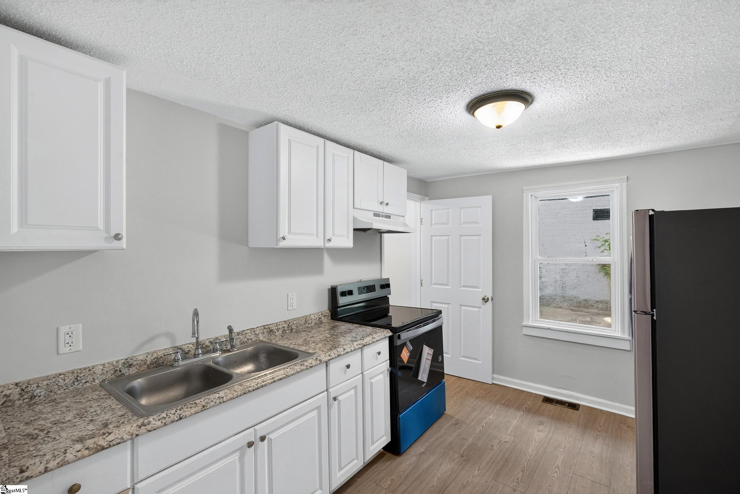 728 S Liberty Street Property Photo 15
