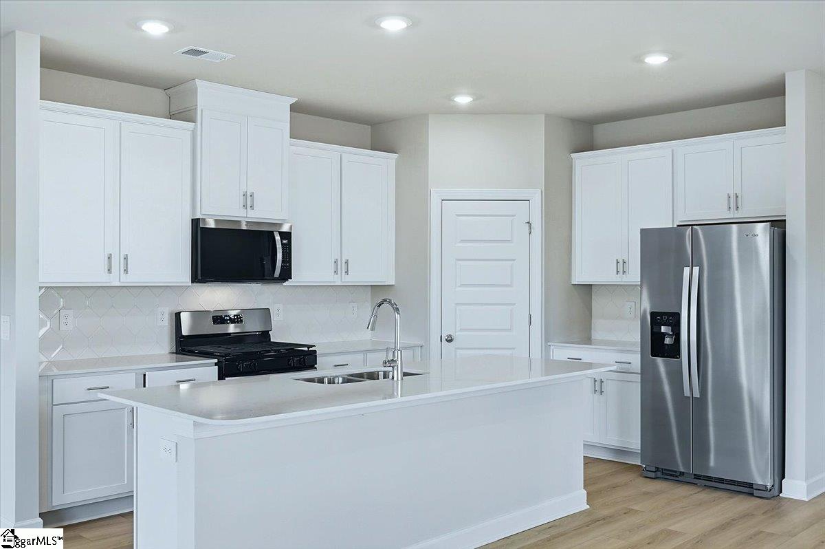 441 Blissful Court Property Photo 7
