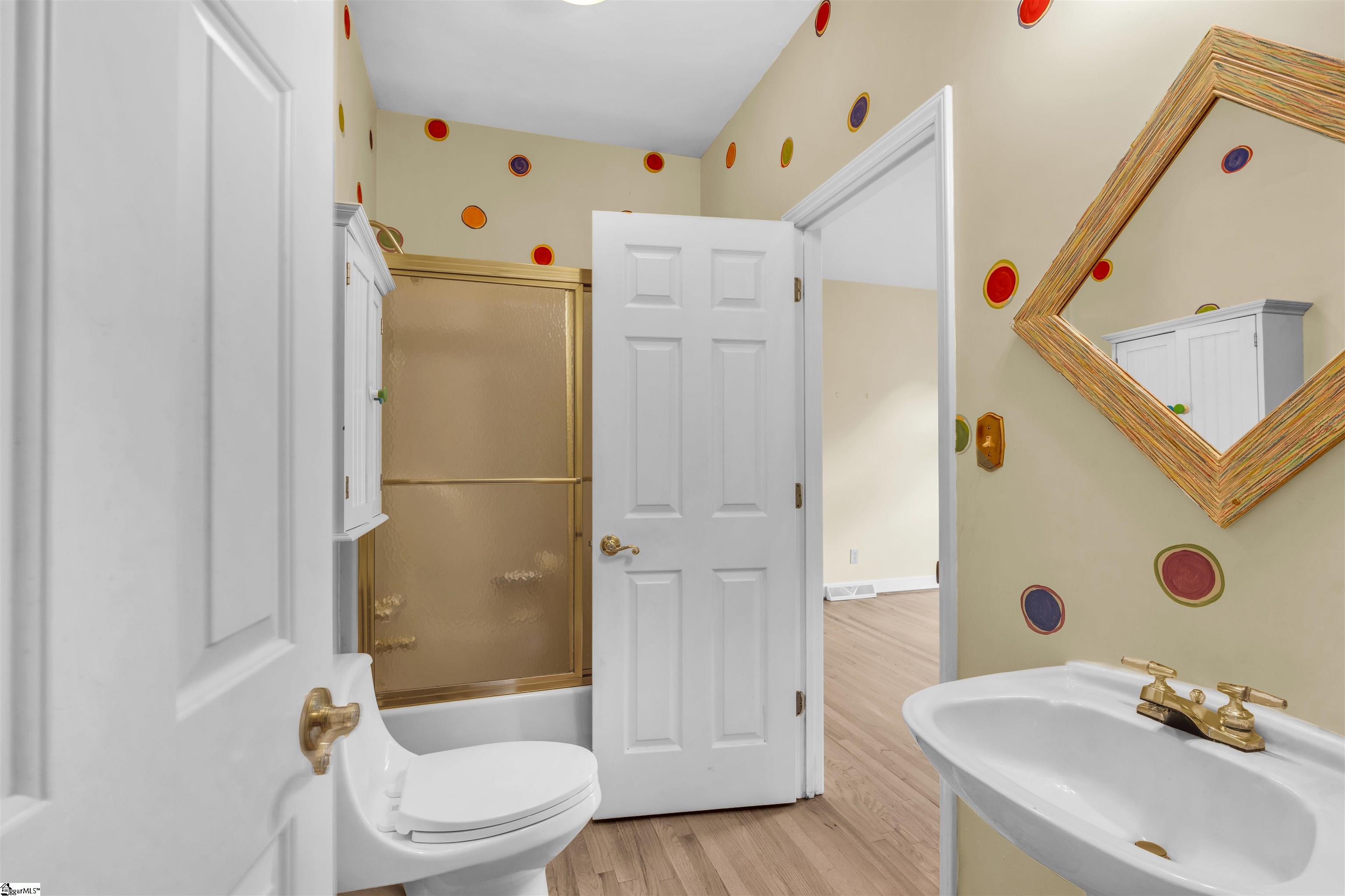 352 Round Ridge Road Property Photo 13