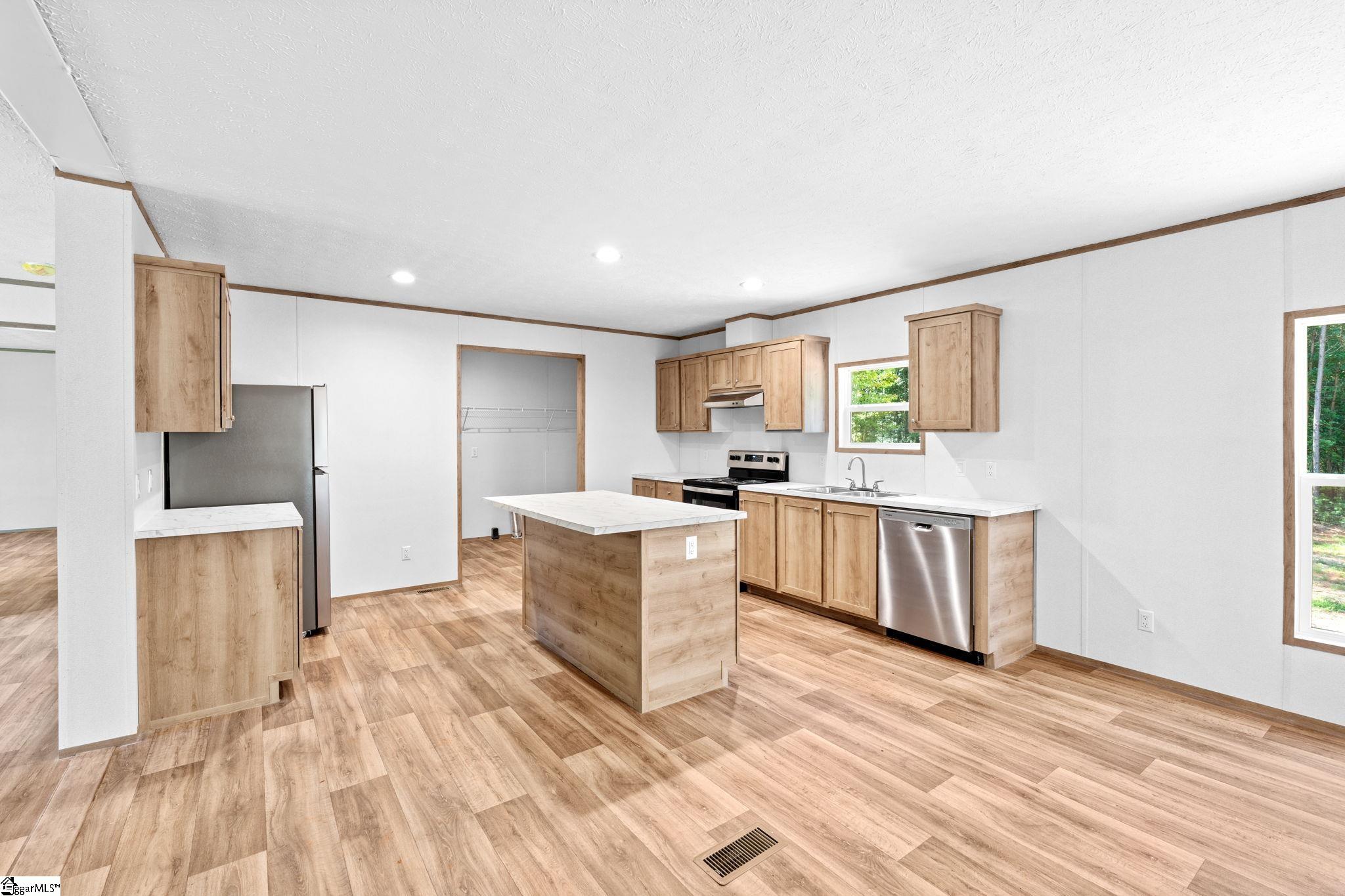 116 Star Drive Property Photo 5