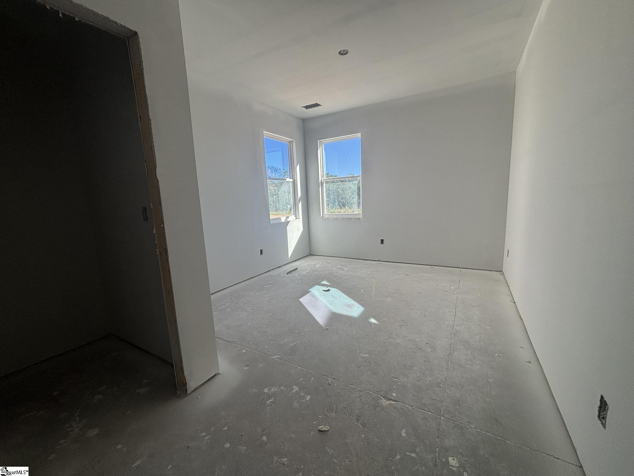 1824 Betsy Ross Drive Property Photo 3