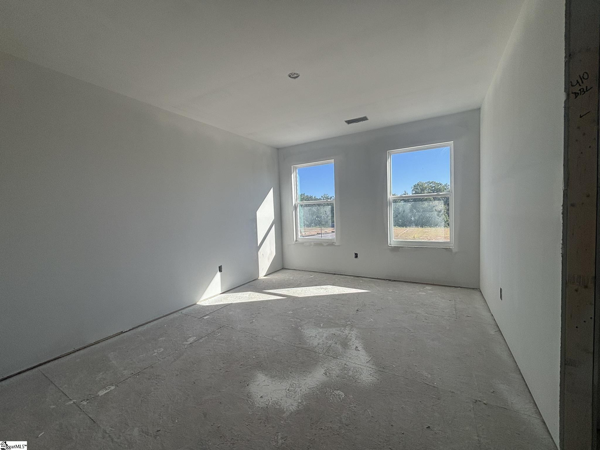1824 Betsy Ross Drive Property Photo 4