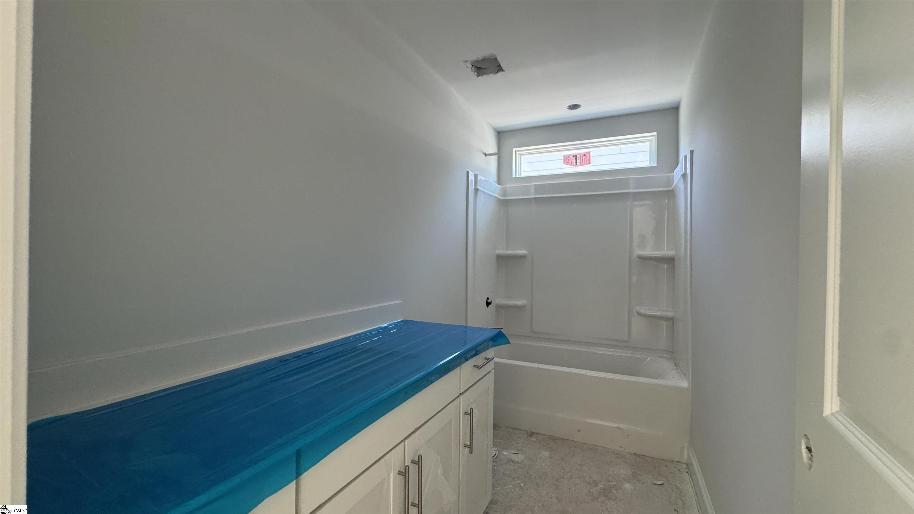1121 Stable Way Property Photo 9