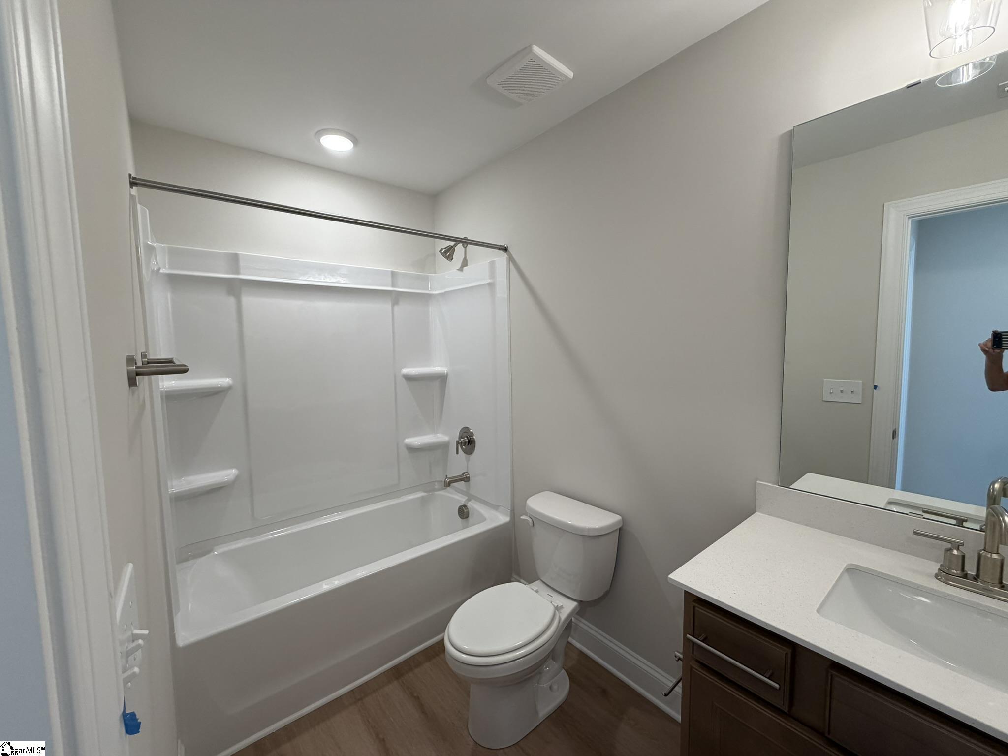 327 Goodison Way Property Photo 17