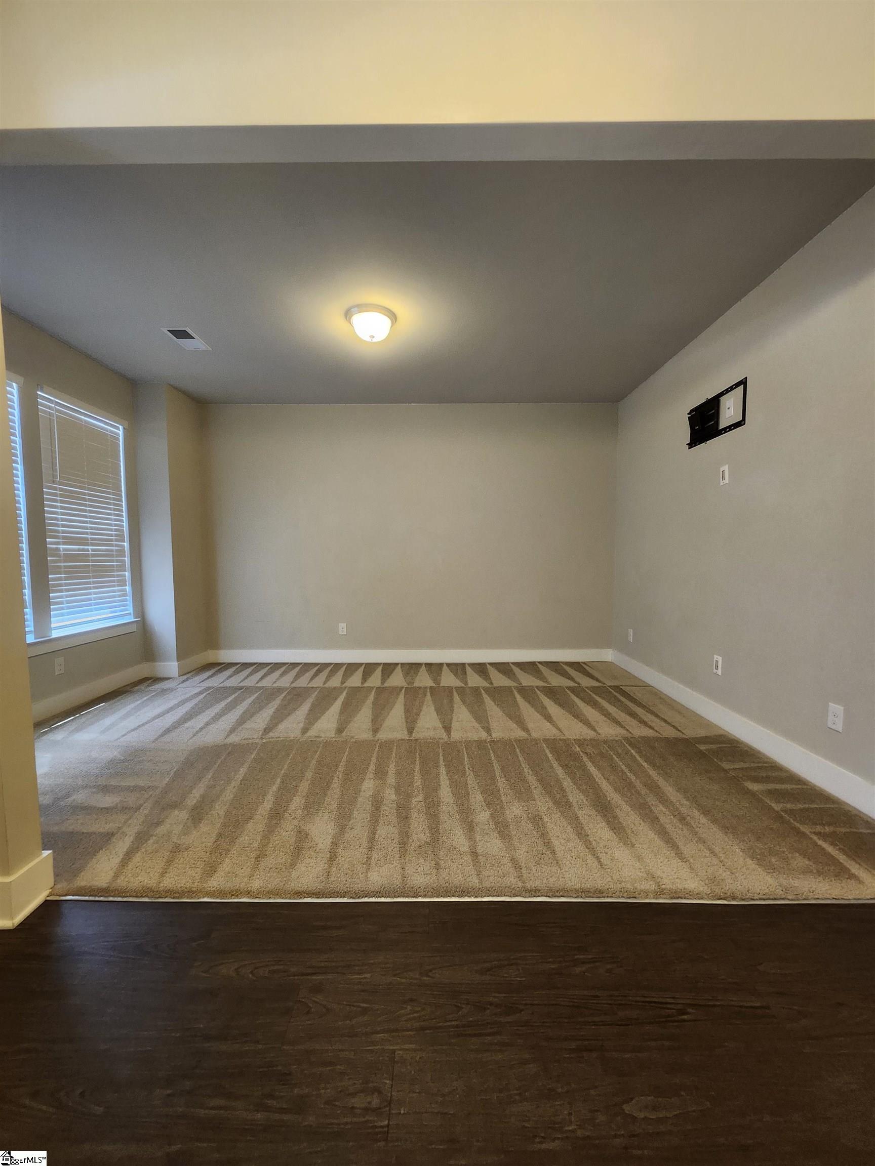 763 Sterling Drive Property Photo 3
