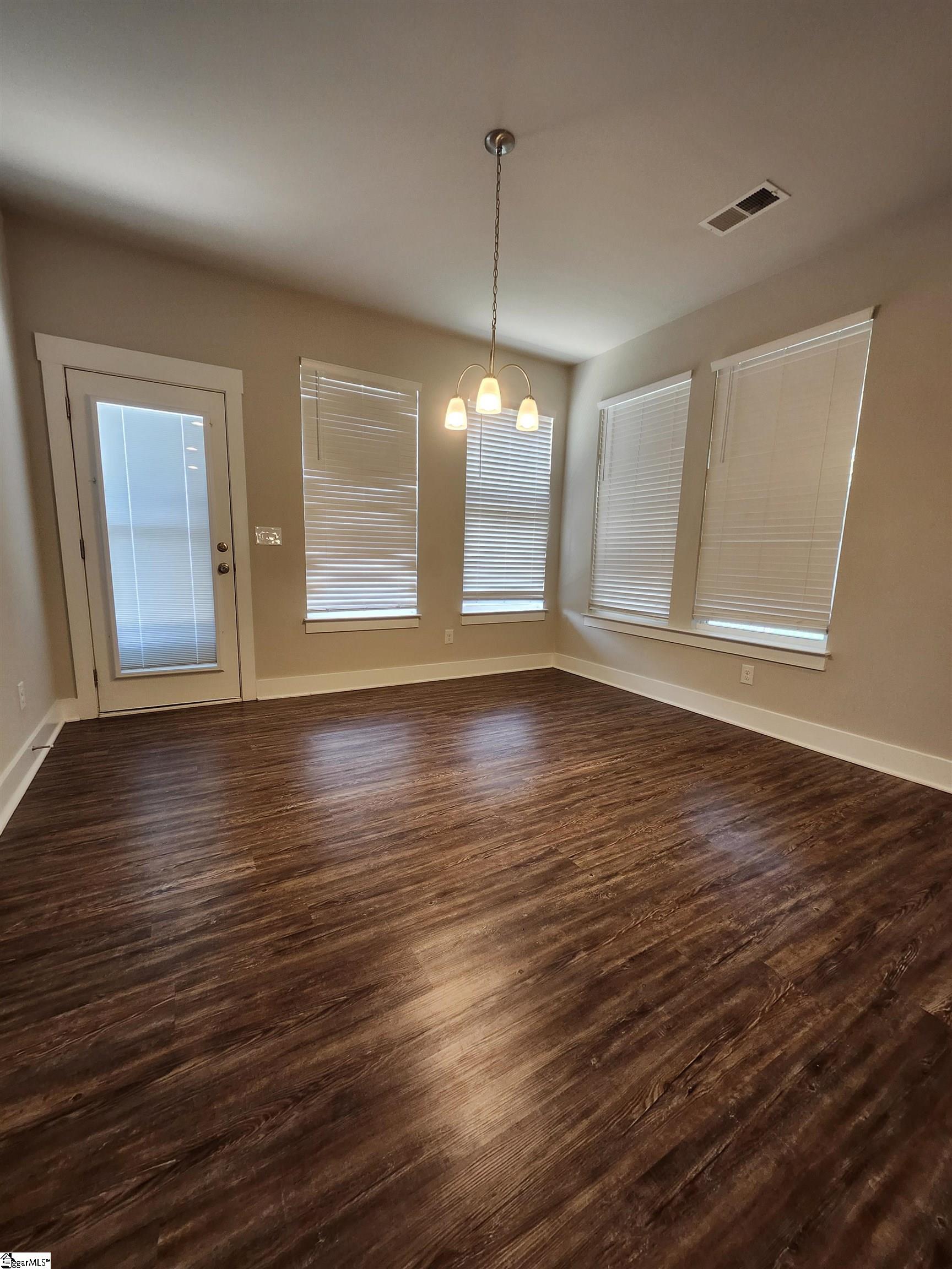 763 Sterling Drive Property Photo 10