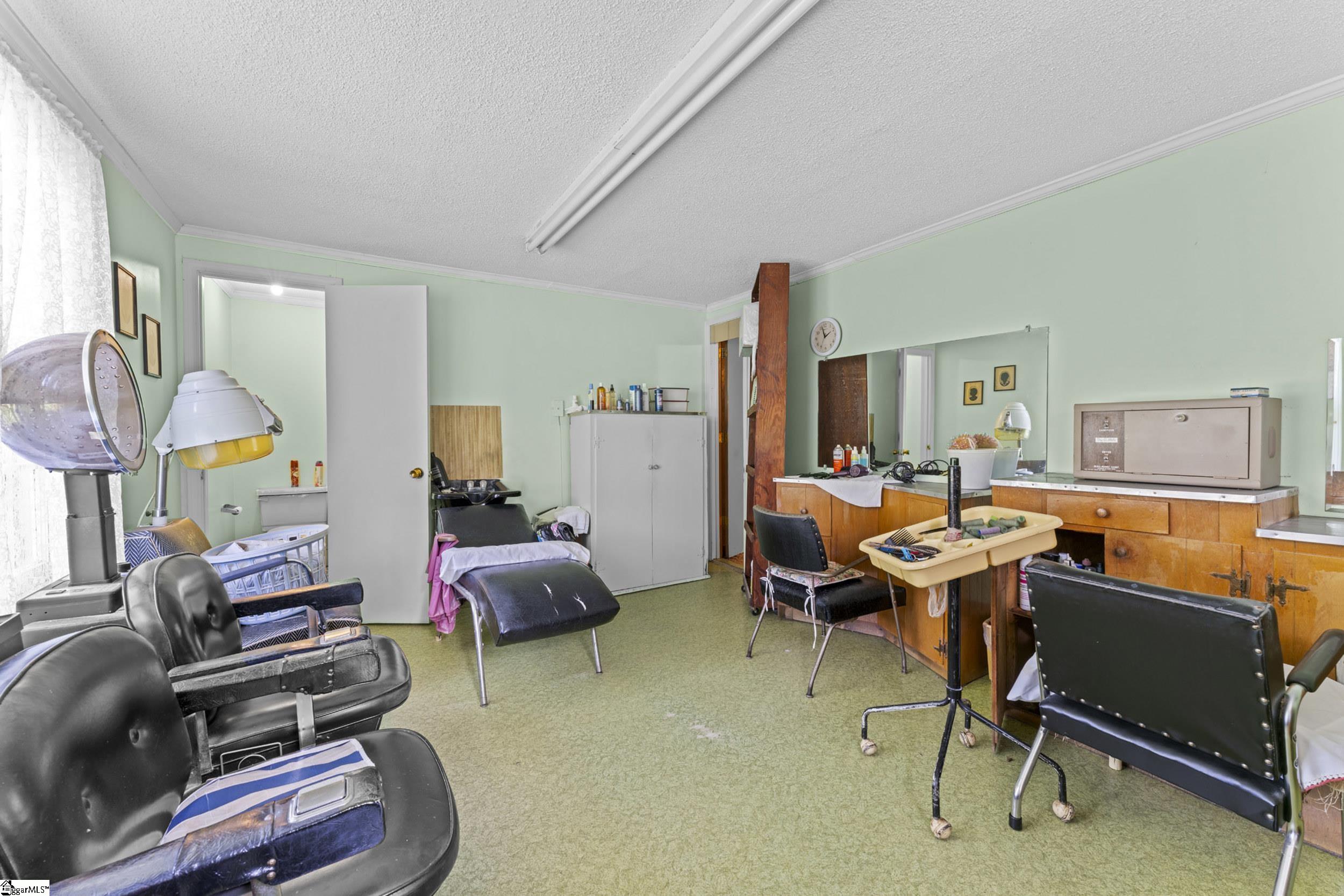 404 Roger Bolt Road Property Photo 19