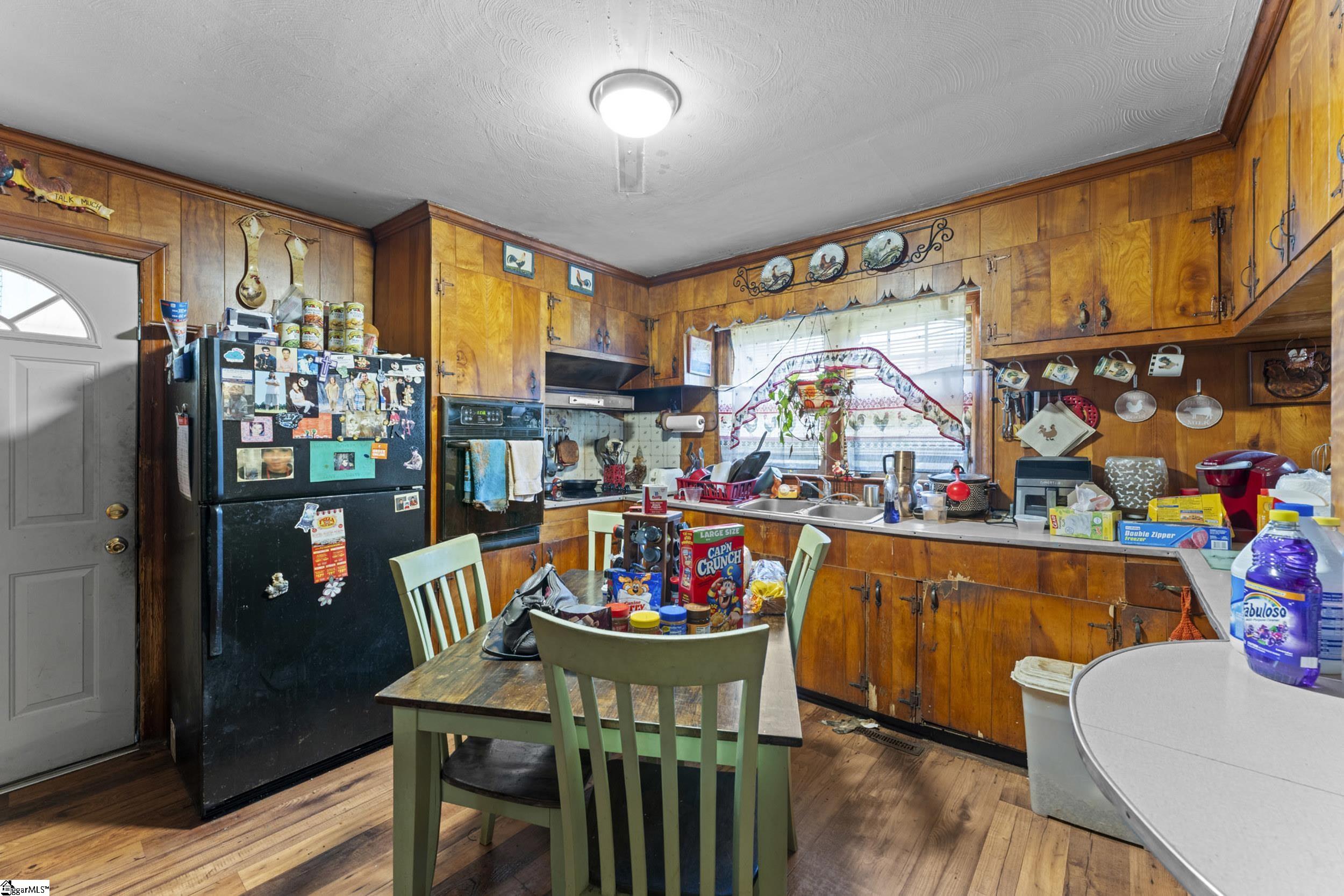 404 Roger Bolt Road Property Photo 27