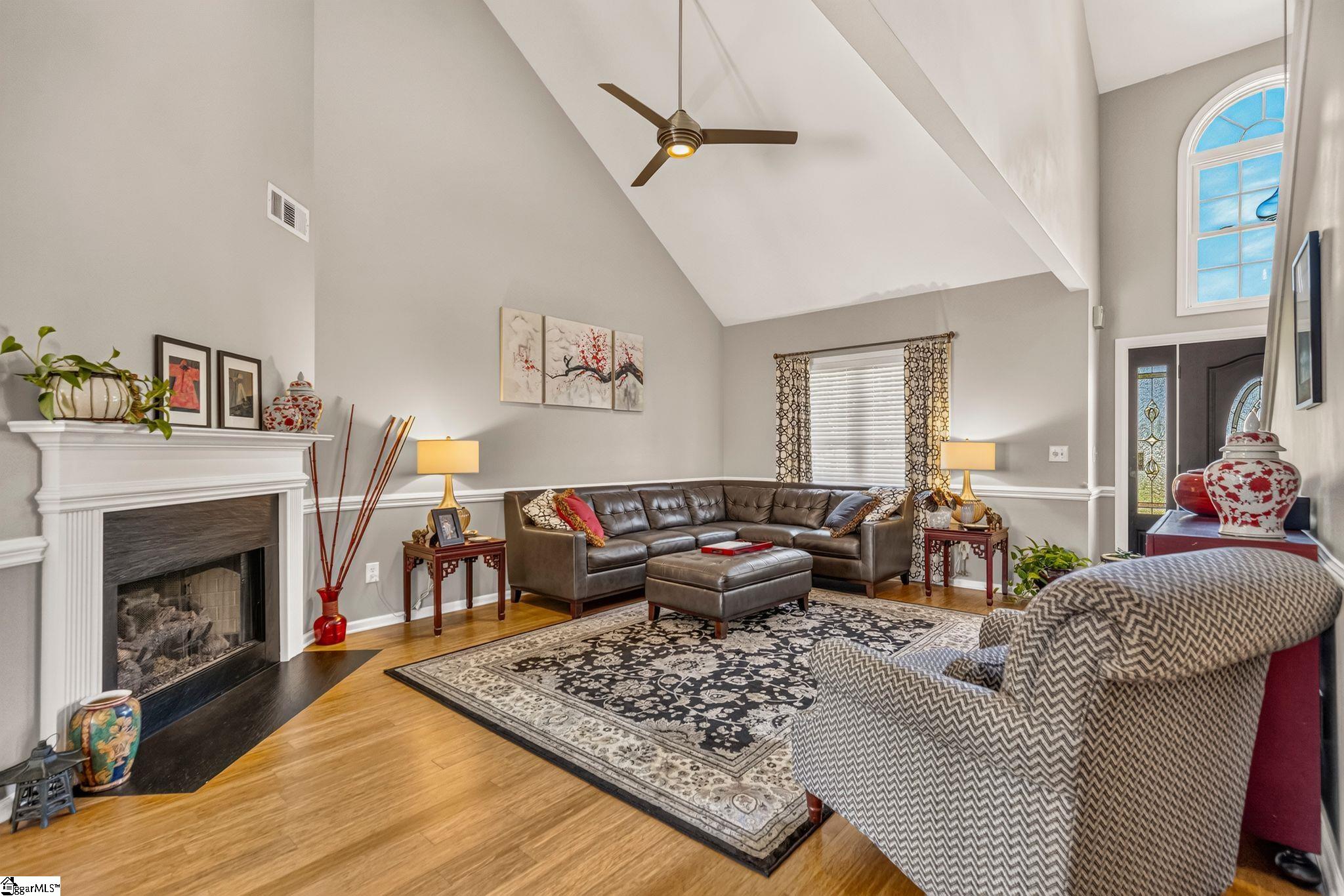 106 Elmhurst Lane Property Photo 10