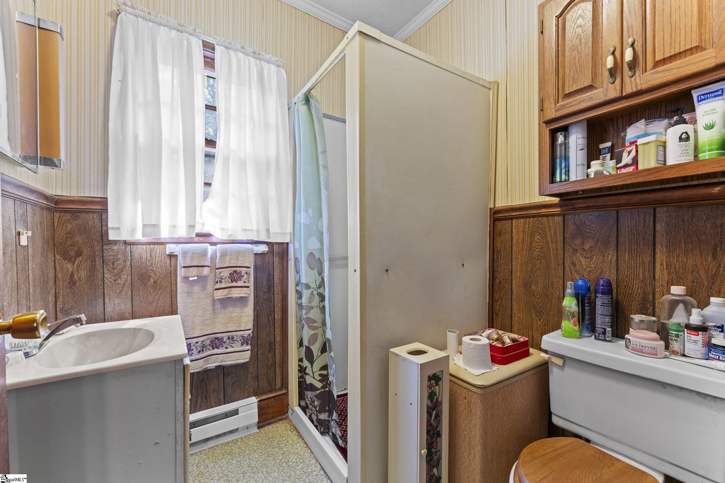 404 Roger Bolt Road Property Photo 11