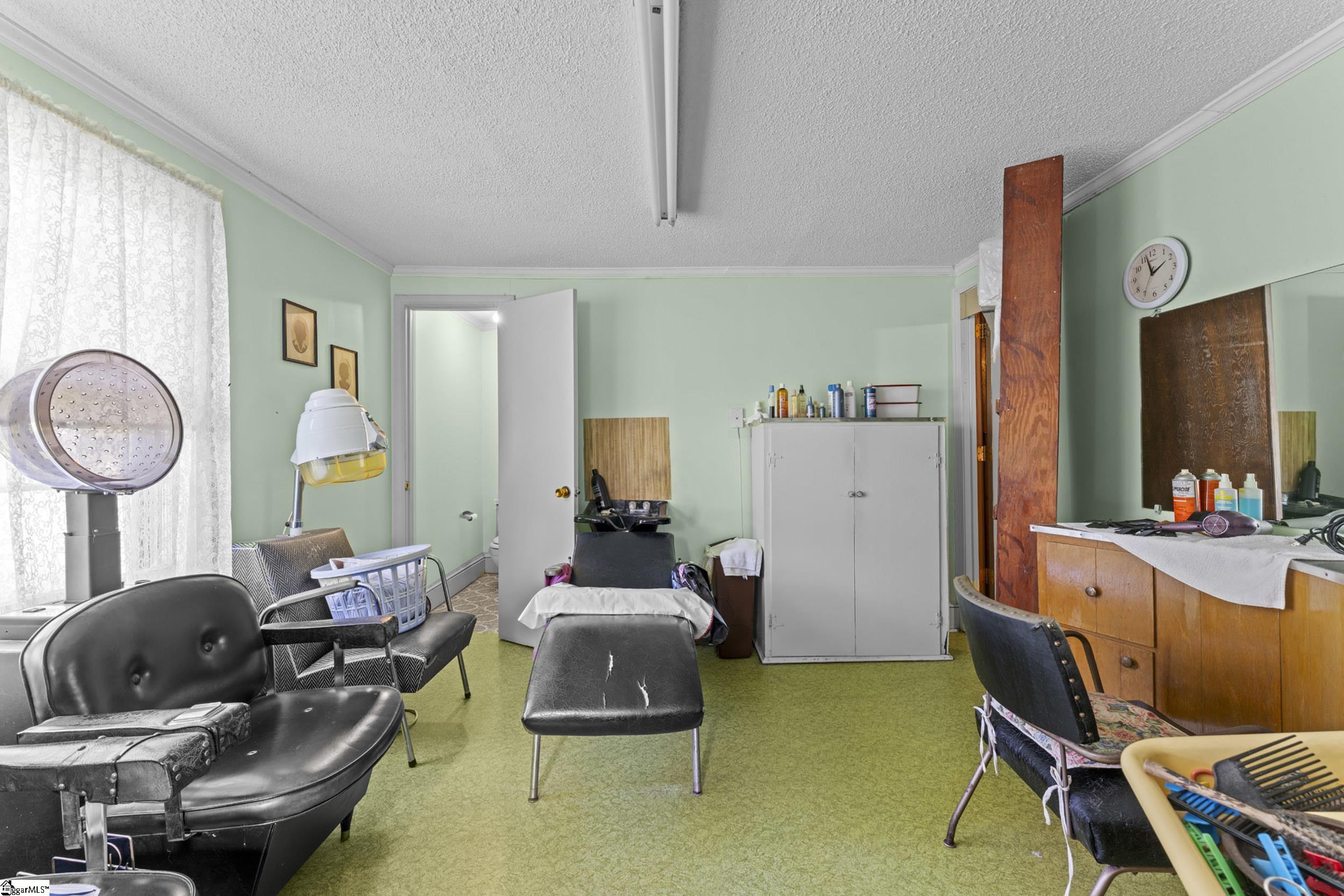 404 Roger Bolt Road Property Photo 19