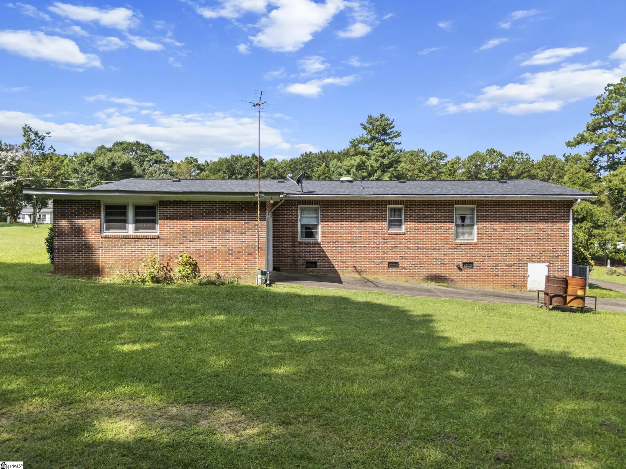 404 Roger Bolt Road Property Photo 21