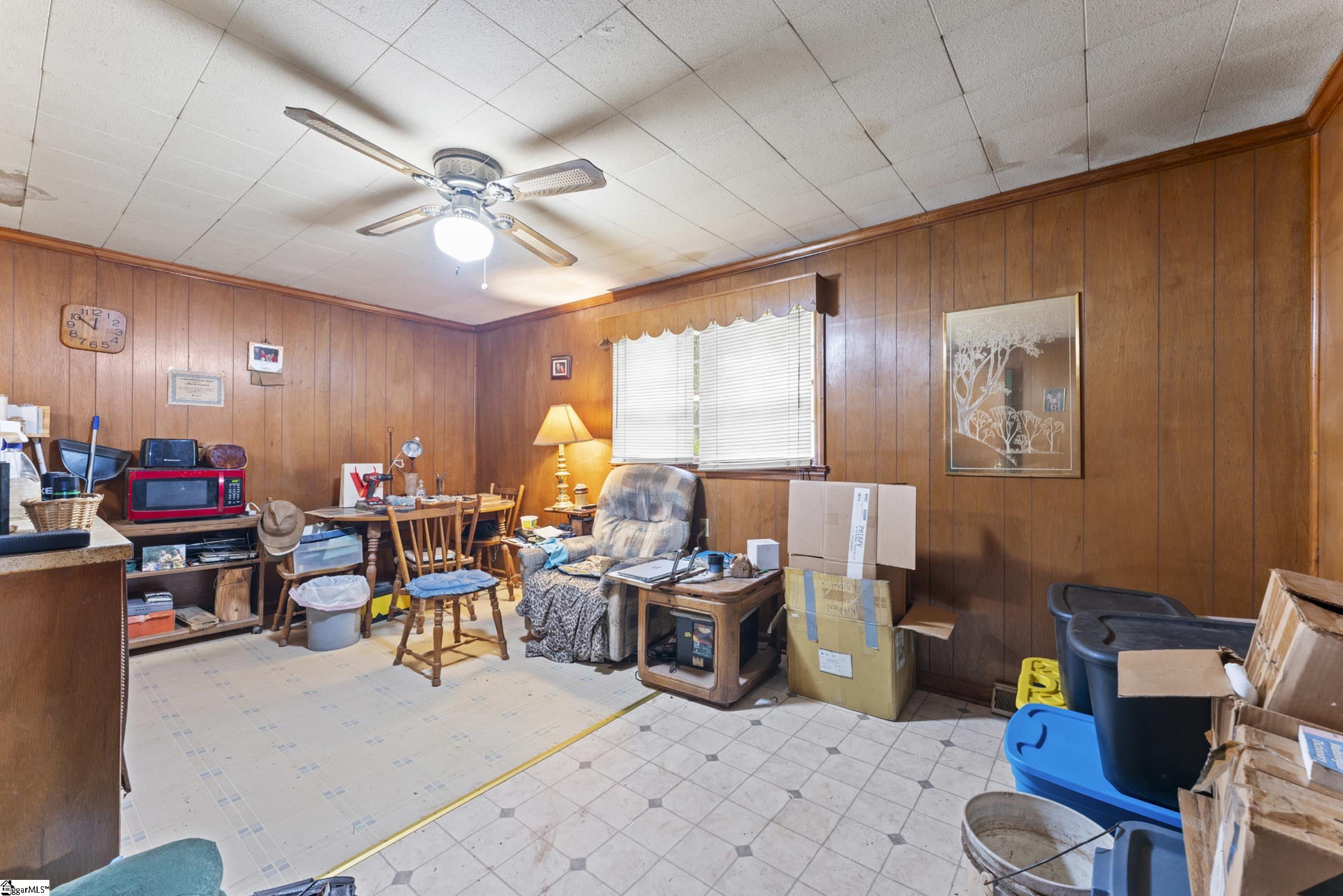 404 Roger Bolt Road Property Photo 34