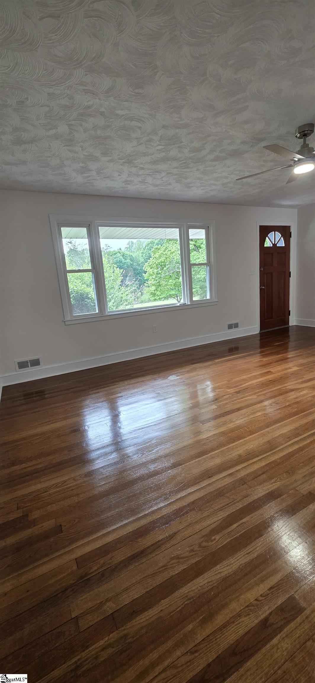 191 Pershing Street Property Photo 7
