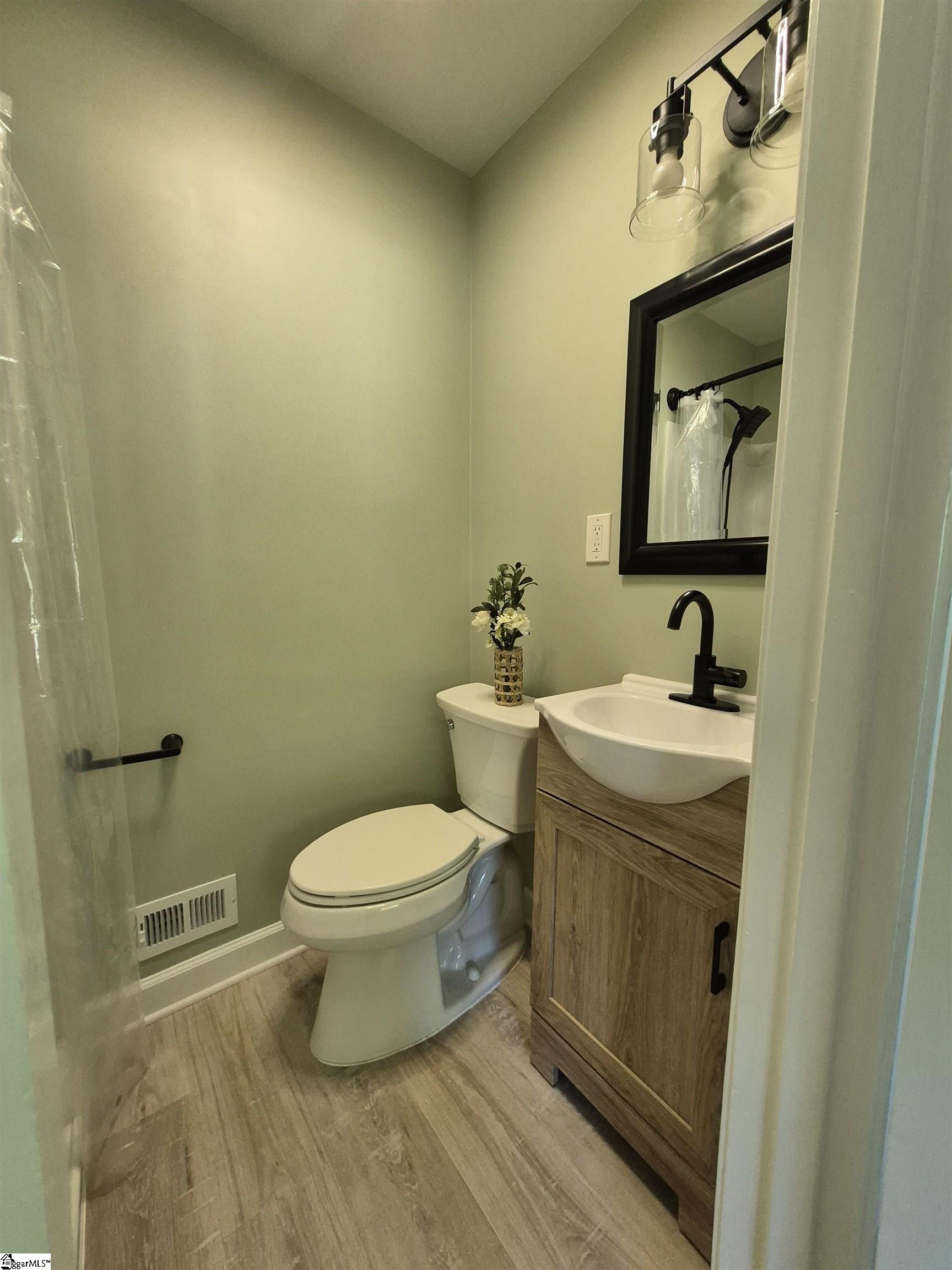 191 Pershing Street Property Photo 20