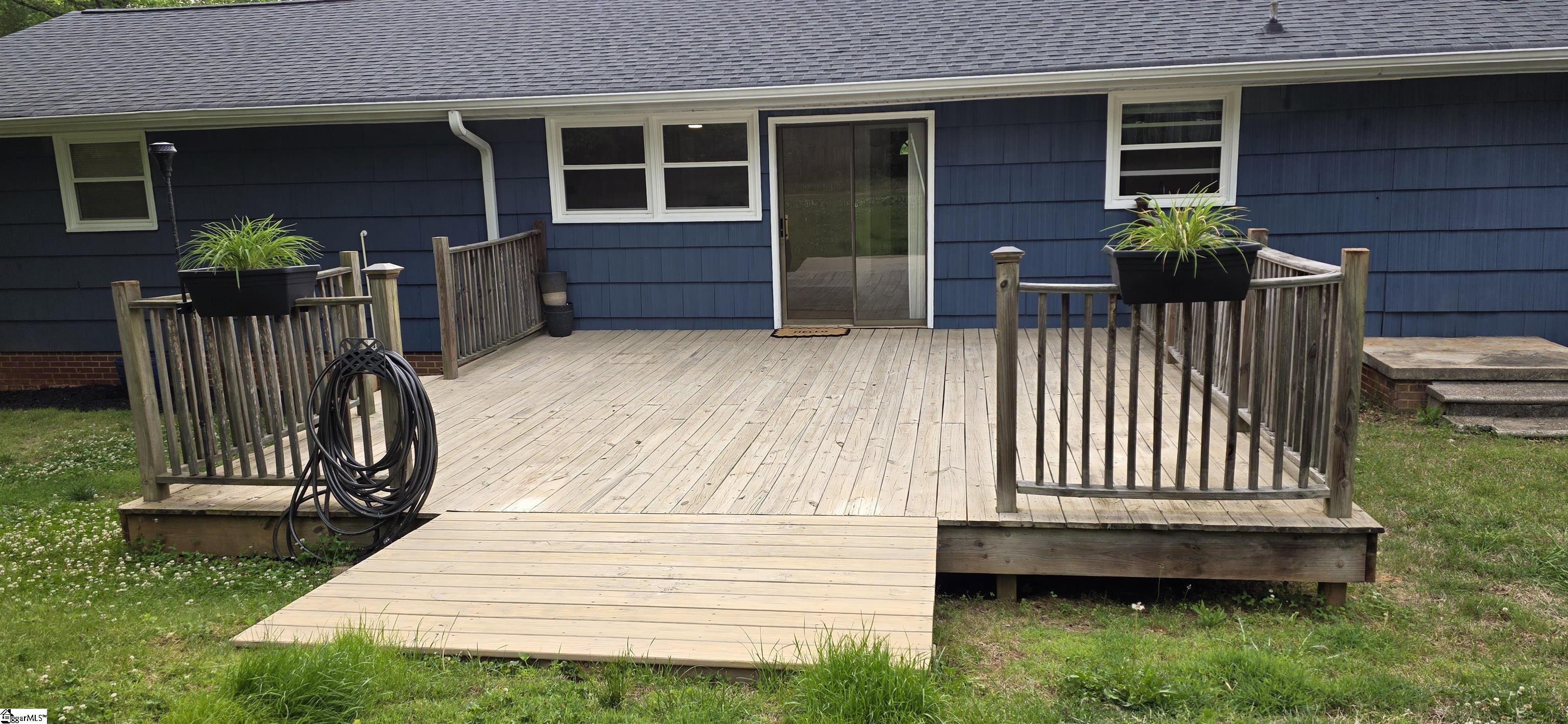 191 Pershing Street Property Photo 32