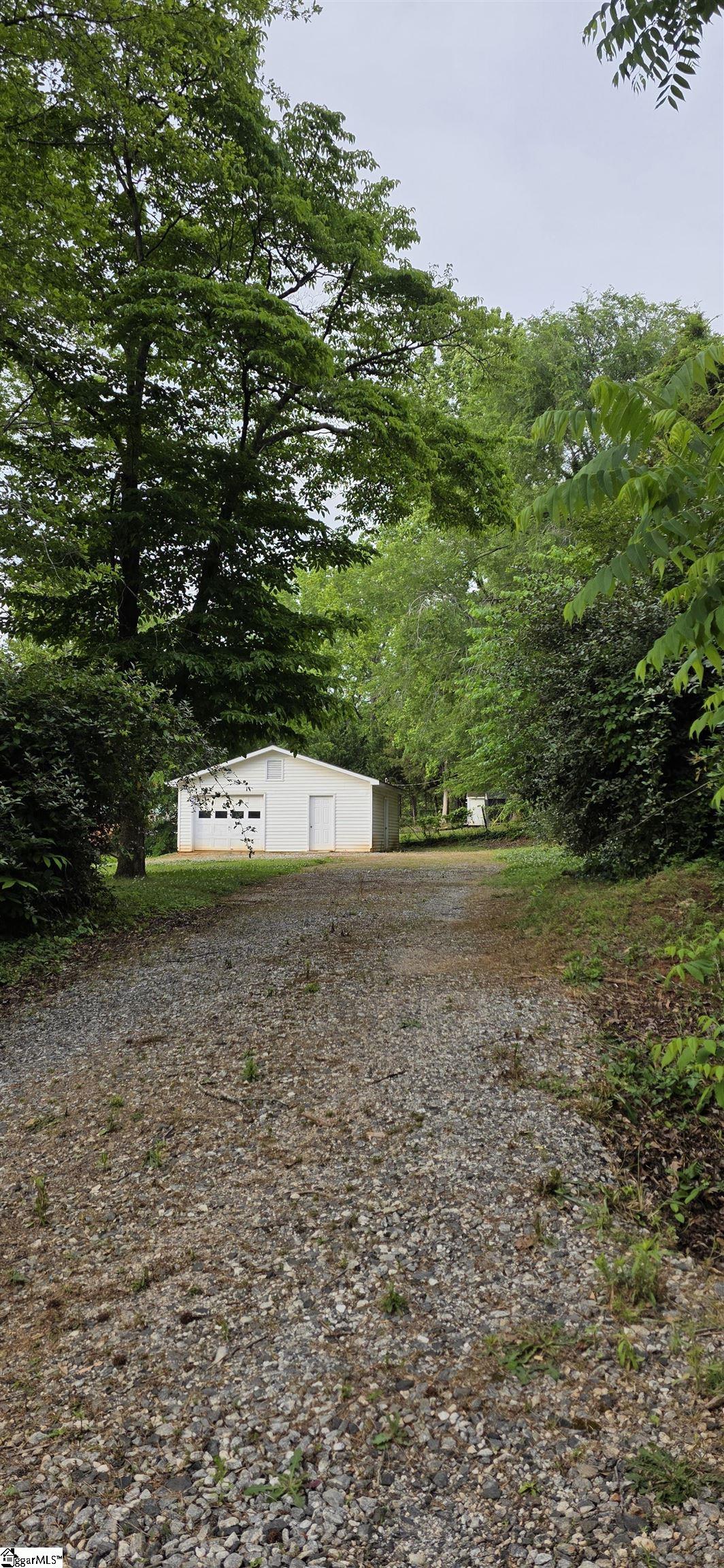 191 Pershing Street Property Photo 34