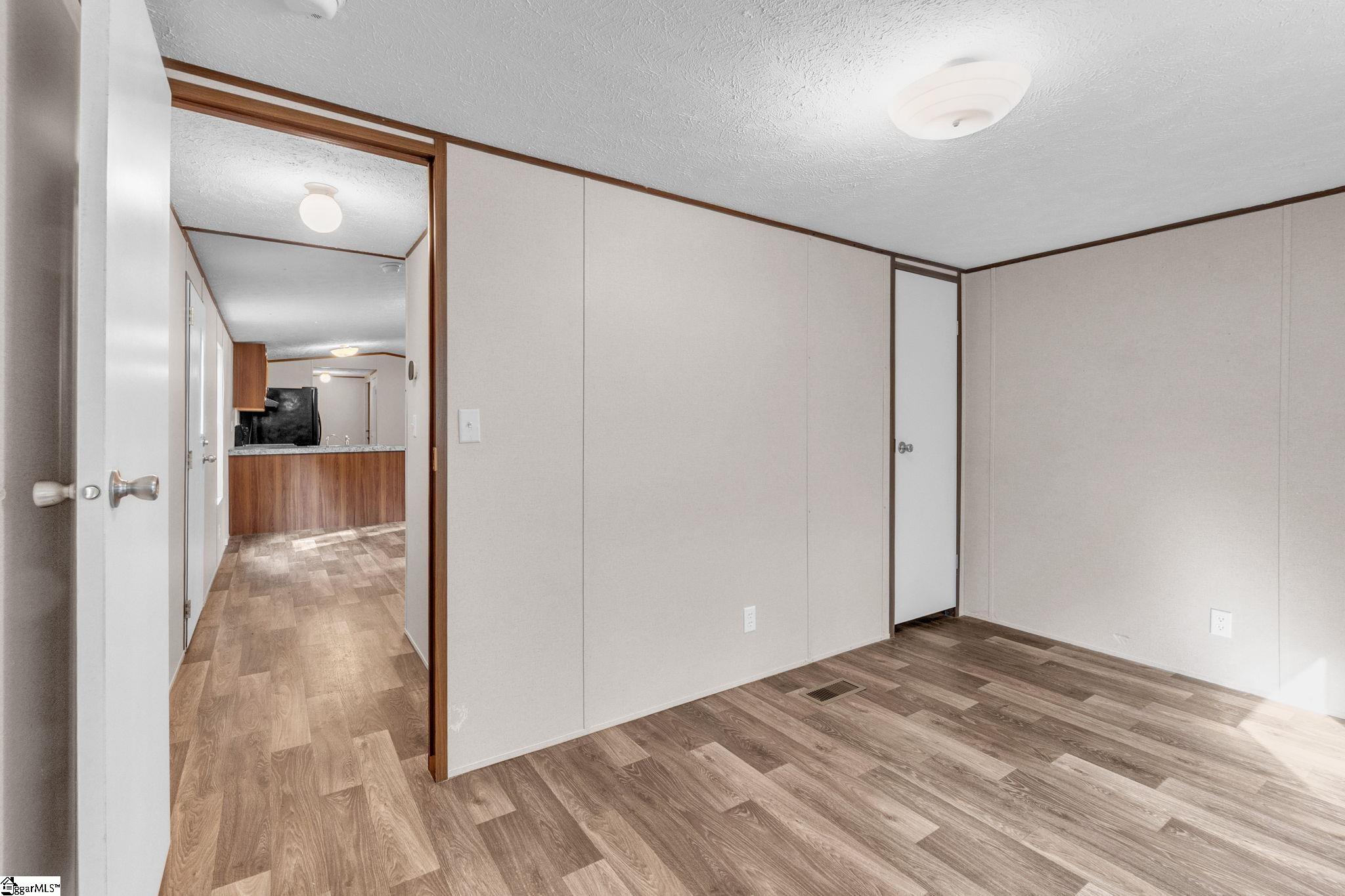 2344 S Highway 221 Property Photo 12