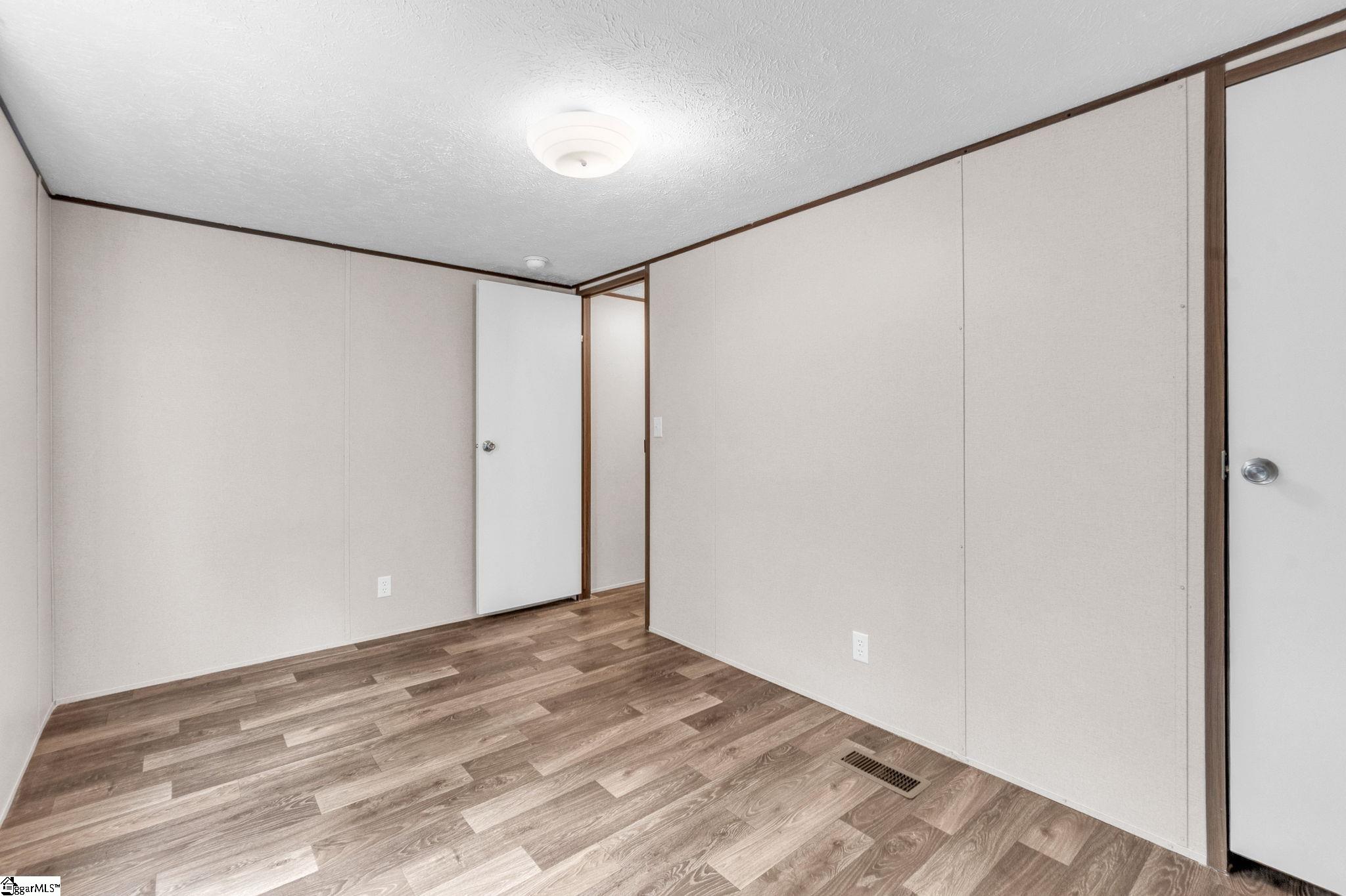 2344 S Highway 221 Property Photo 19