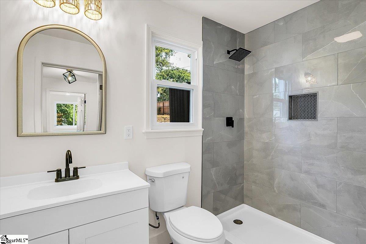 205 Brookmere Road Property Photo 22