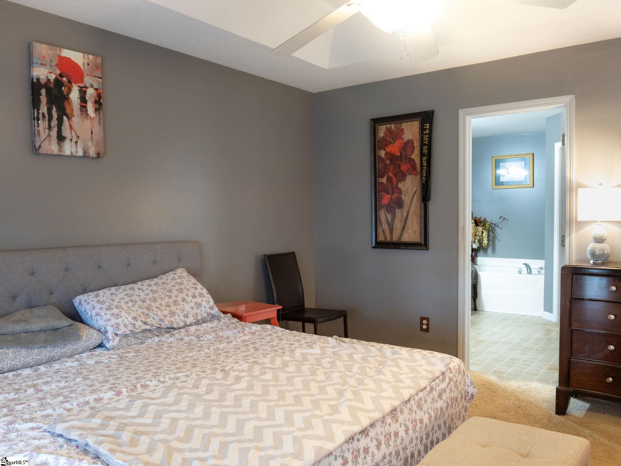 240 Watercourse Way Property Photo 16
