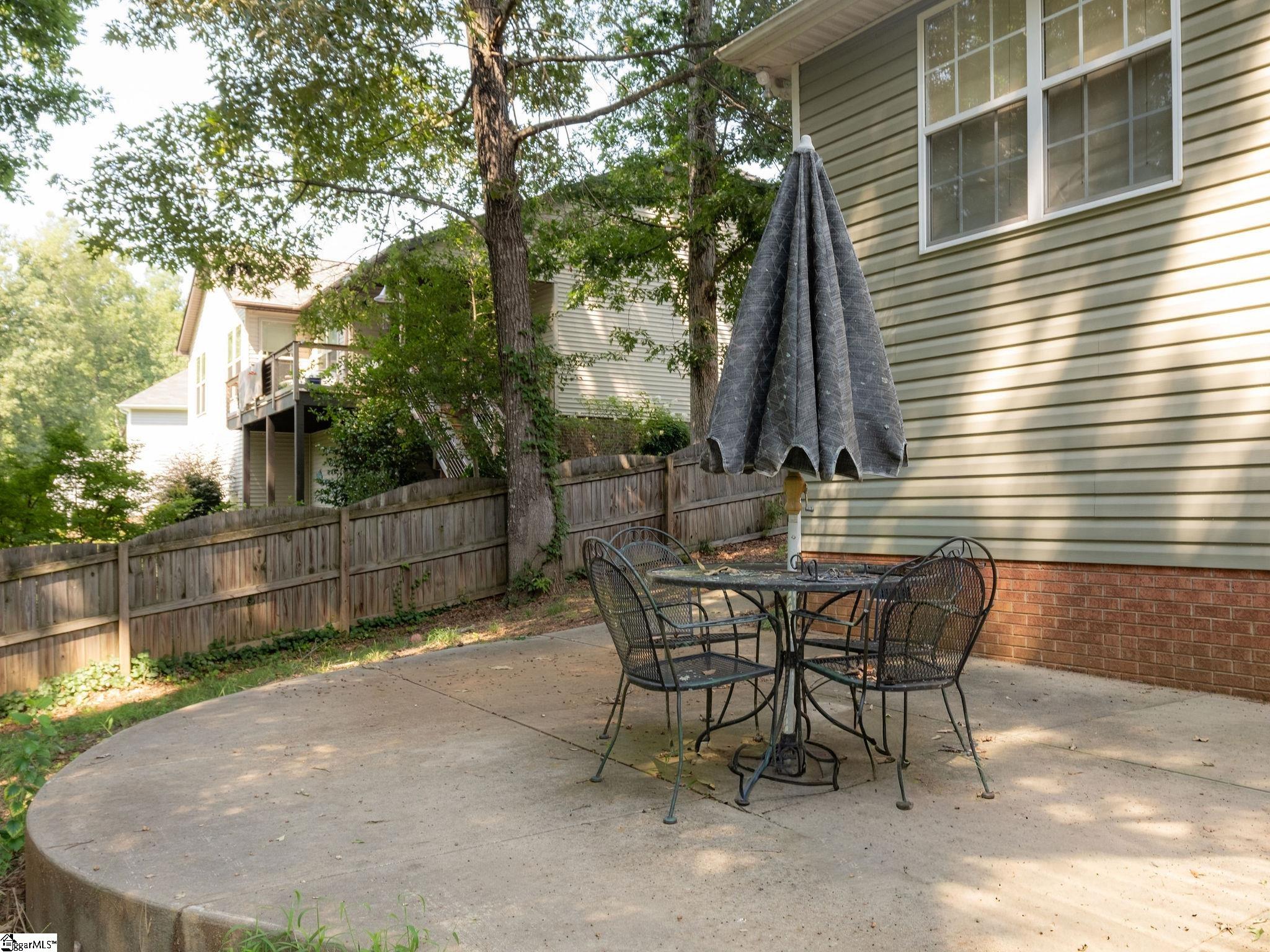 240 Watercourse Way Property Photo 22