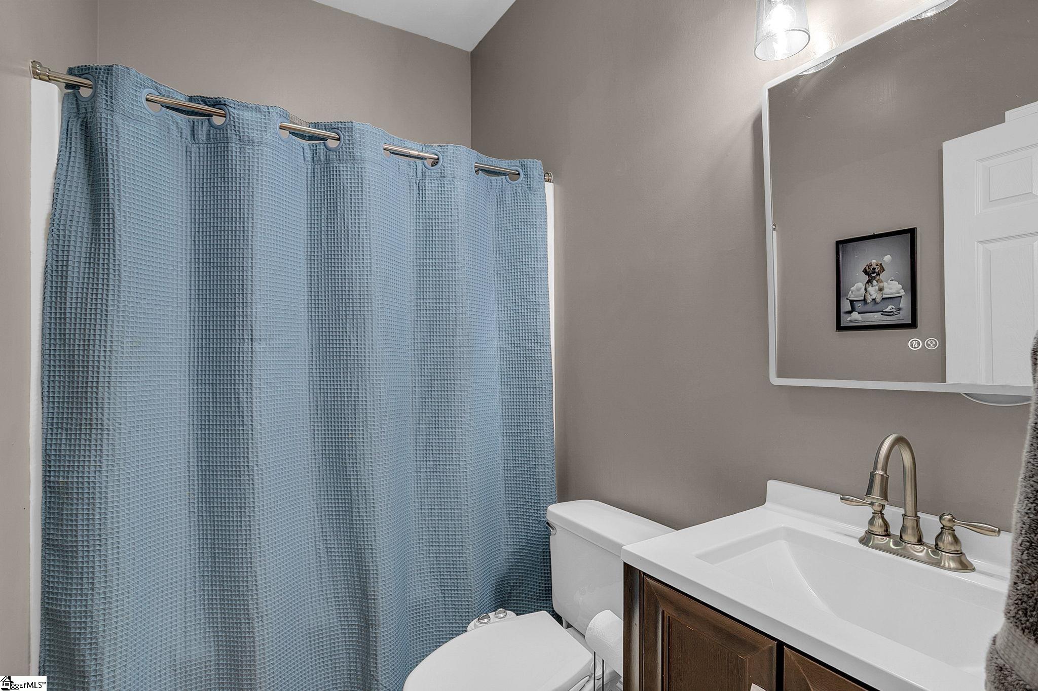 211 Lyons Drive Property Photo 11