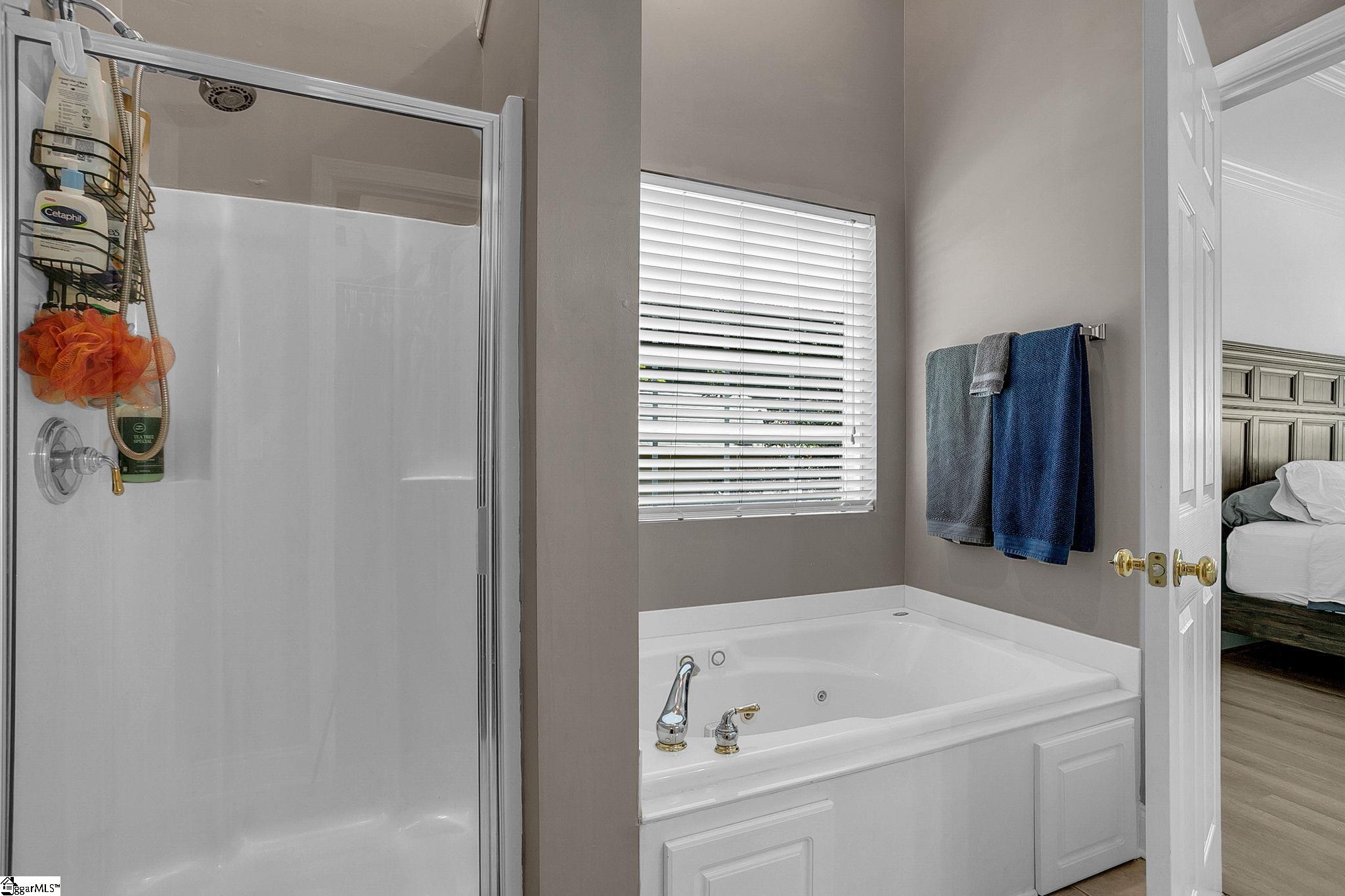 211 Lyons Drive Property Photo 28