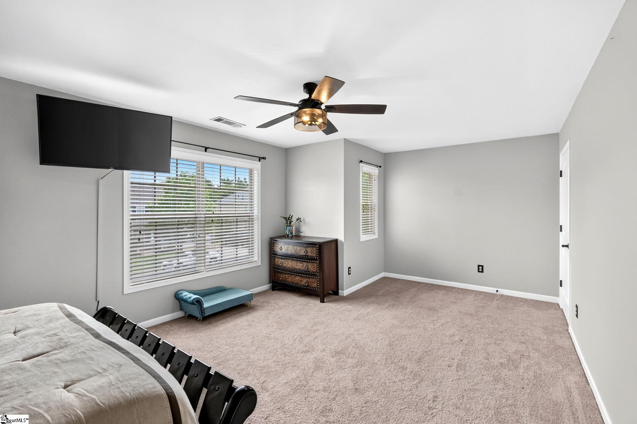 517 Willow Bank Landing Property Photo 28