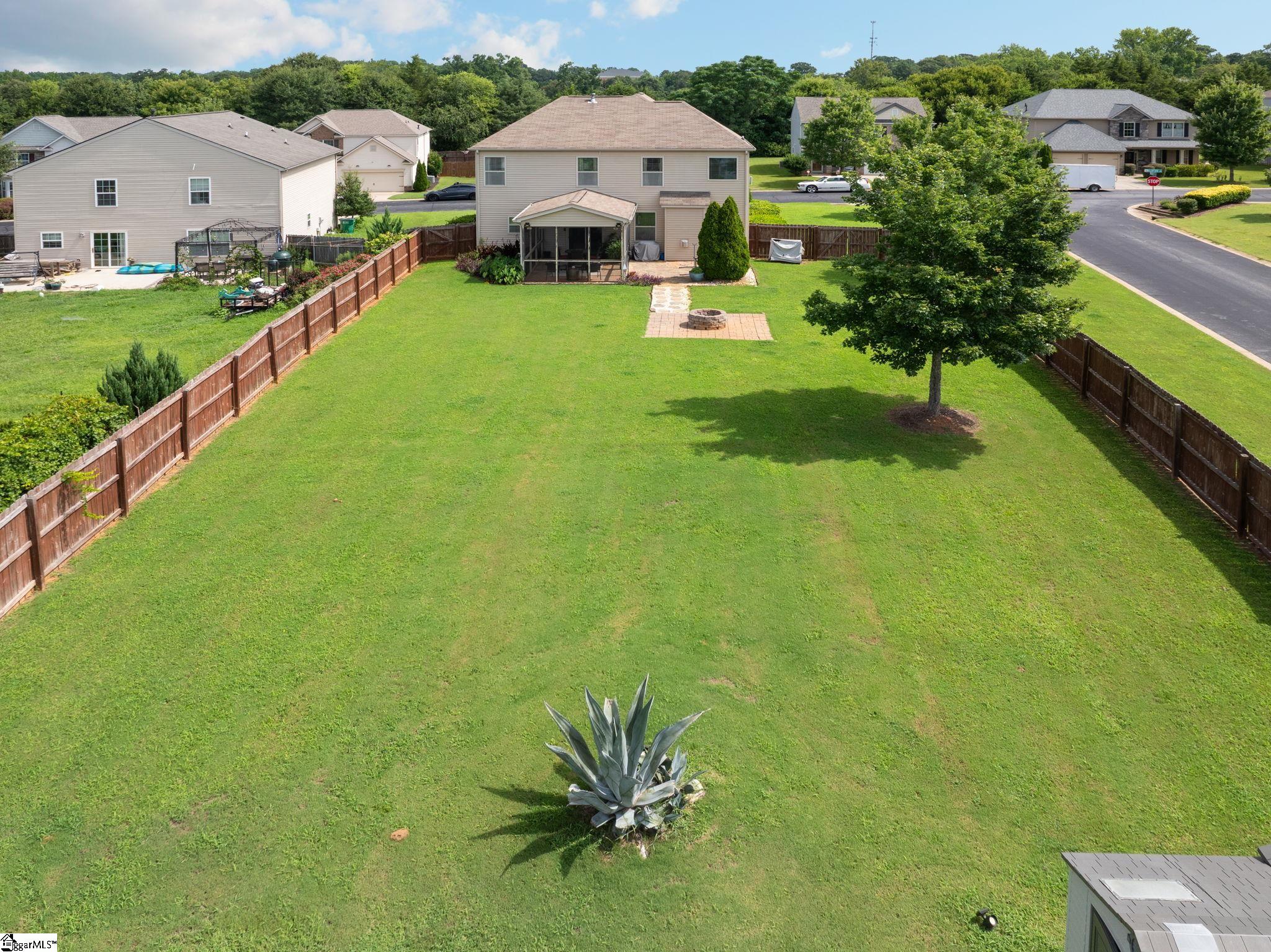 517 Willow Bank Landing Property Photo 39