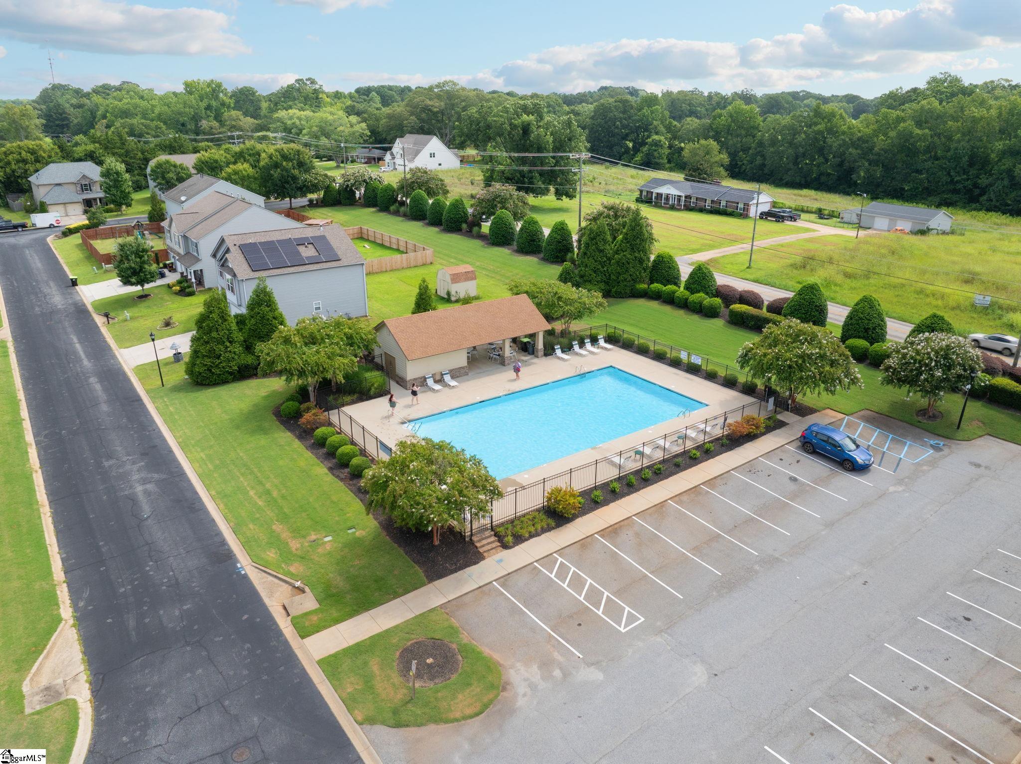 517 Willow Bank Landing Property Photo 43