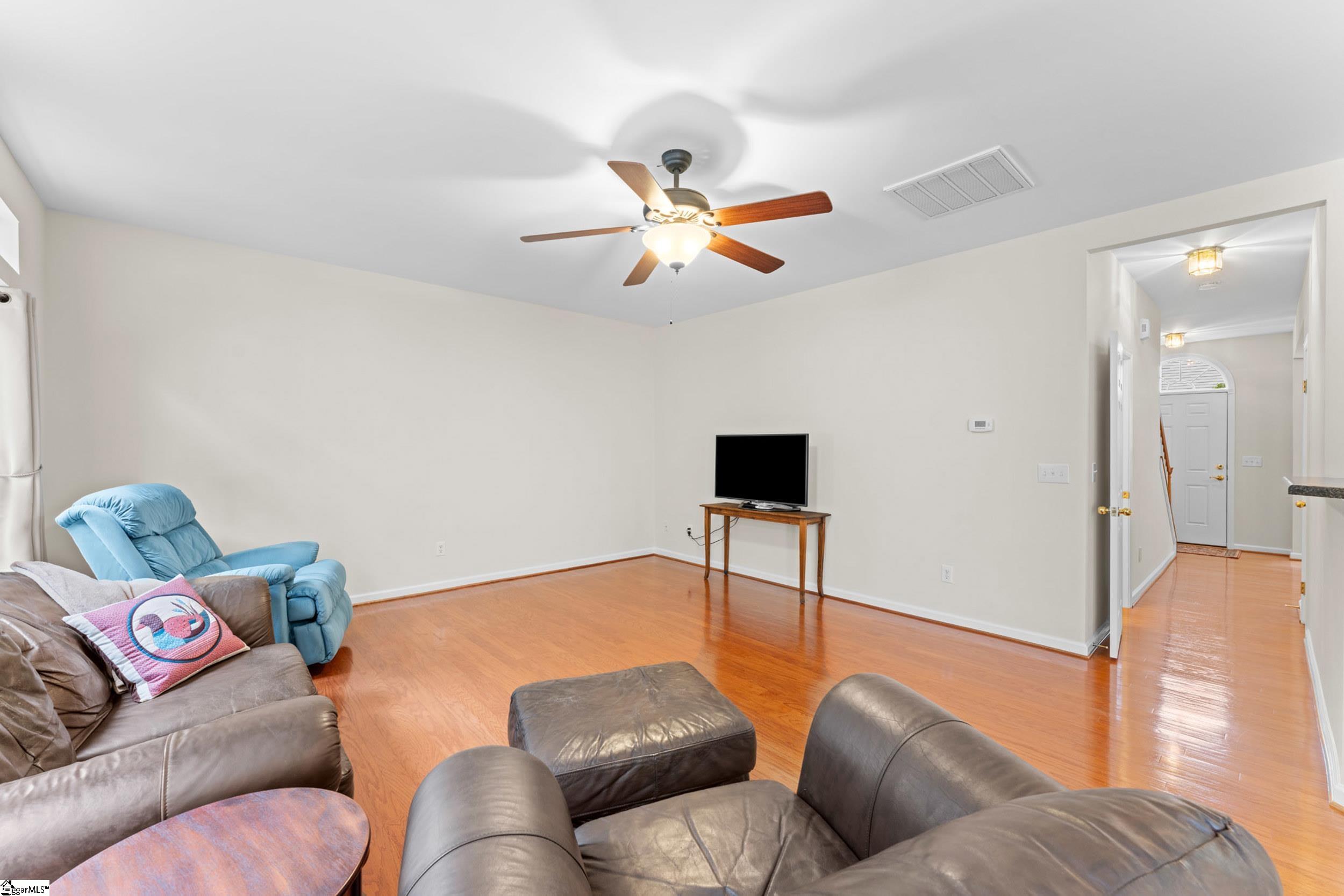 1303 Alexandrite Lane Property Photo 19