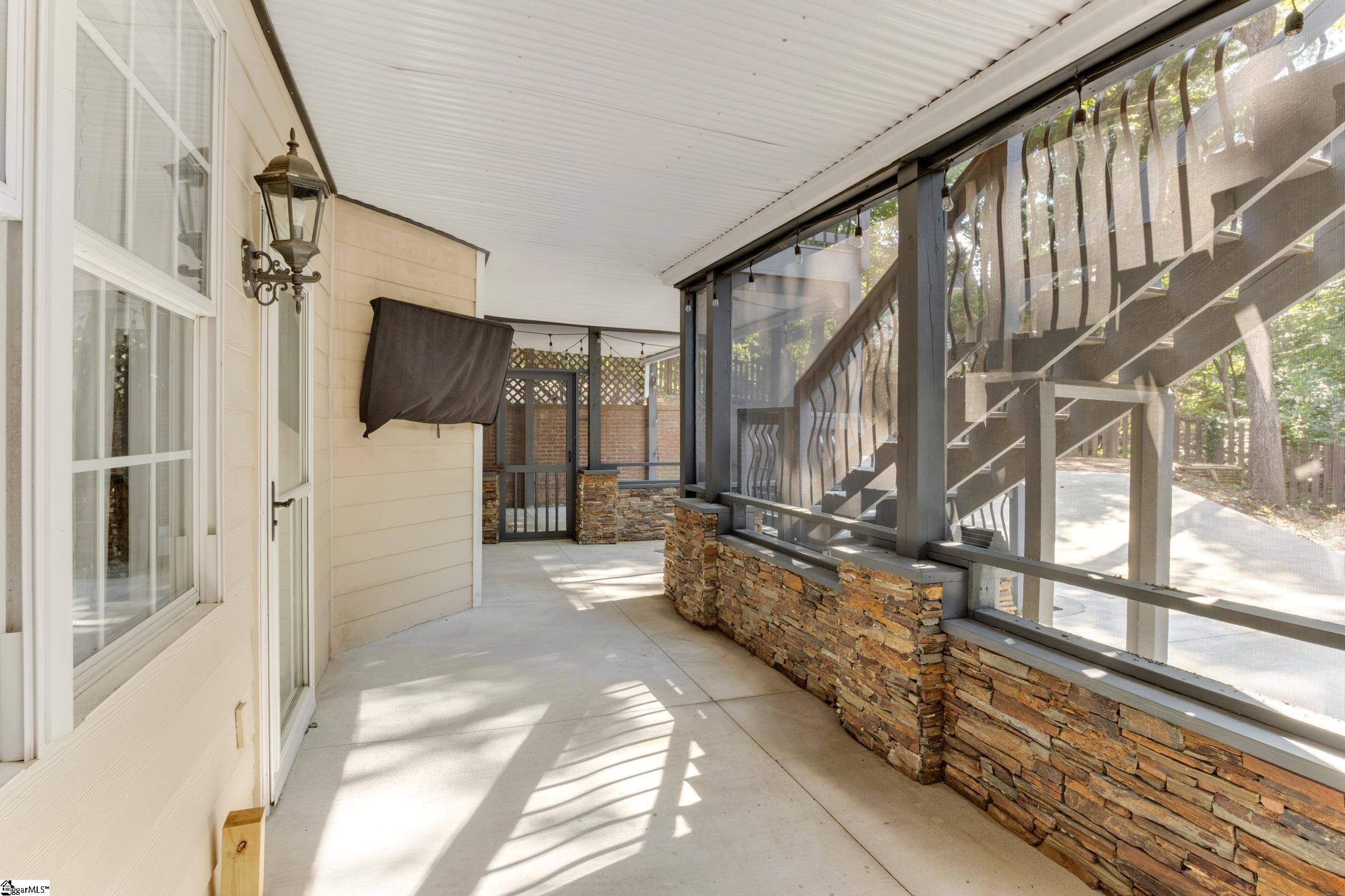 509 Grey Oaks Trail Property Photo 39