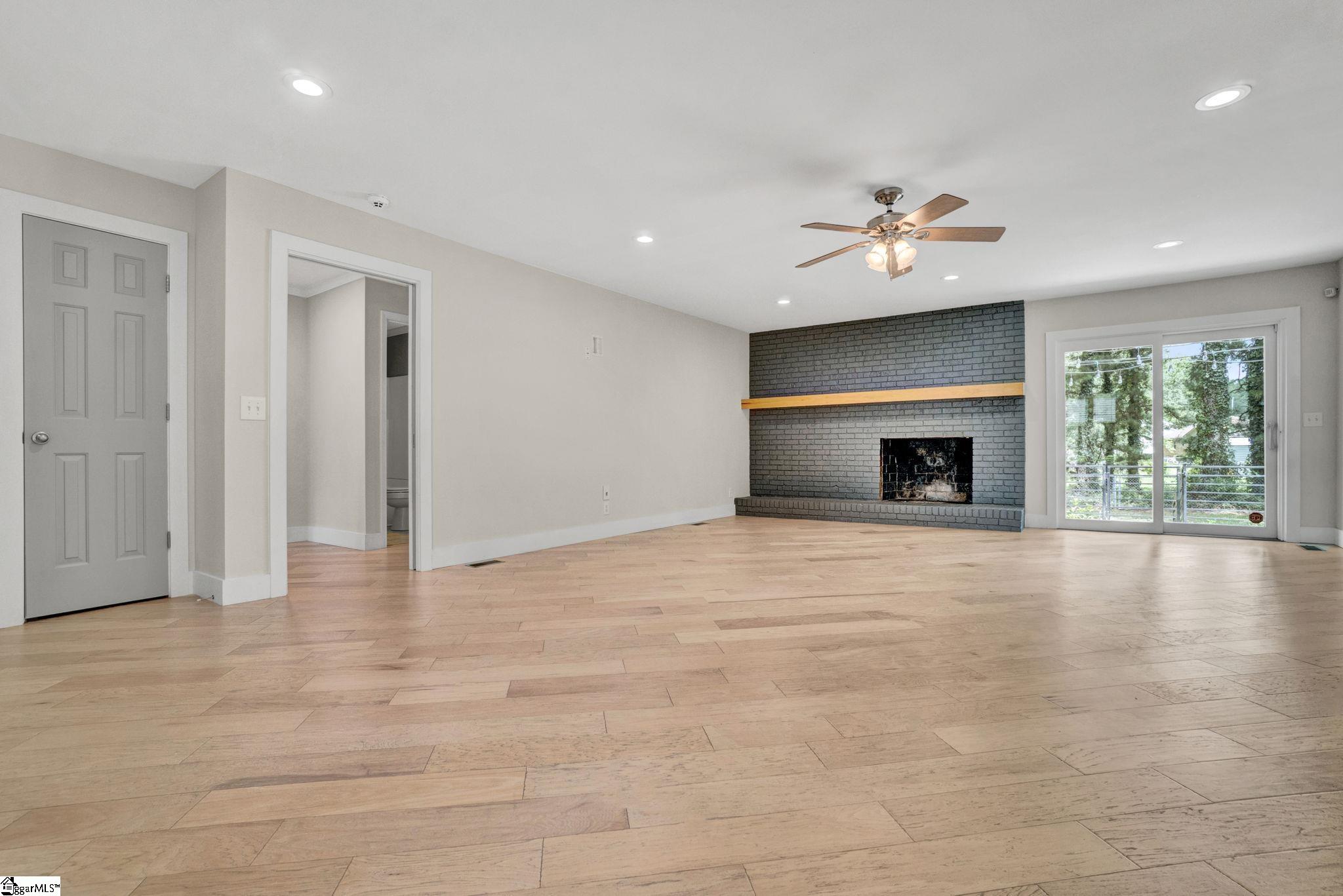 117 Royal Oak Road Property Photo 8
