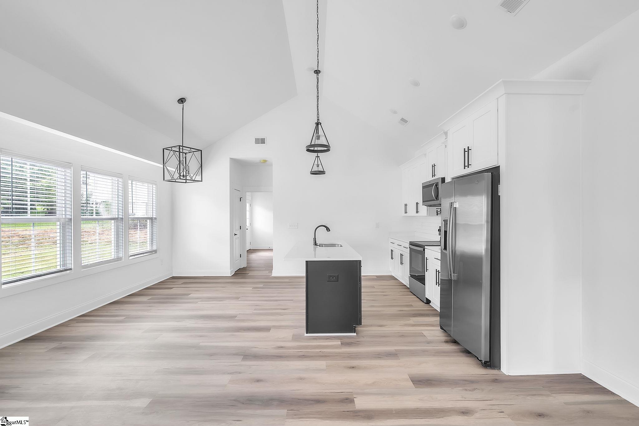 54 3rd Avenue Property Photo 12