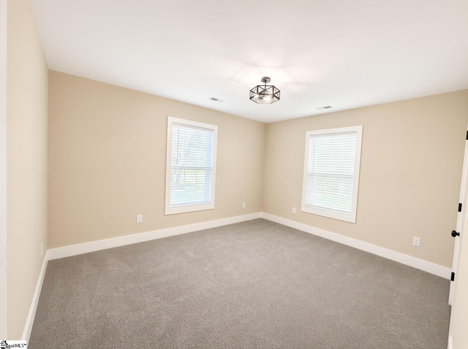 30 Whiteside Street Property Photo 6