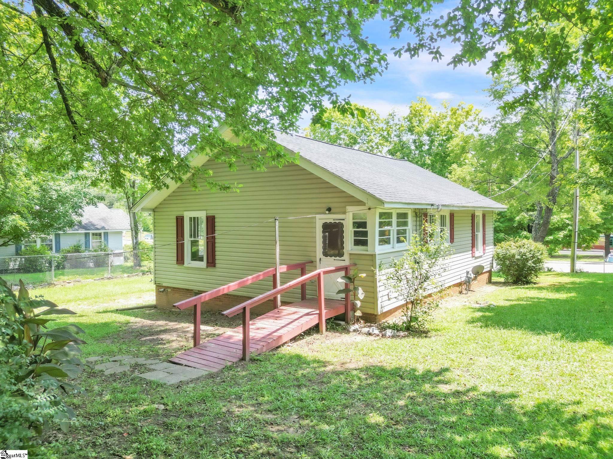 704 Slater Road Property Photo 27