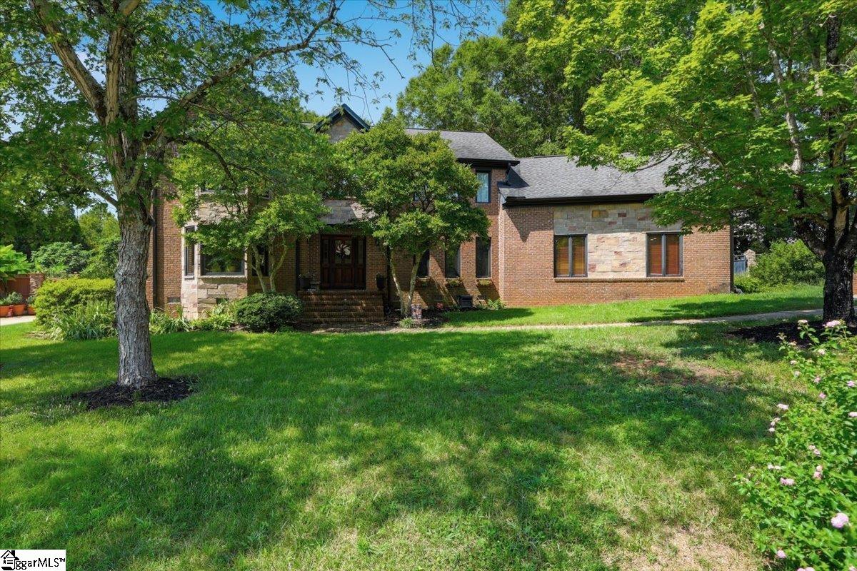 105 Sugar Hill Court Property Photo 2