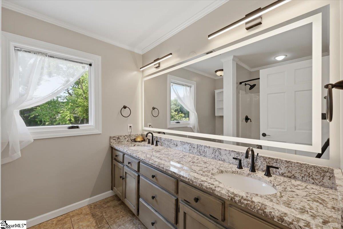 105 Sugar Hill Court Property Photo 32