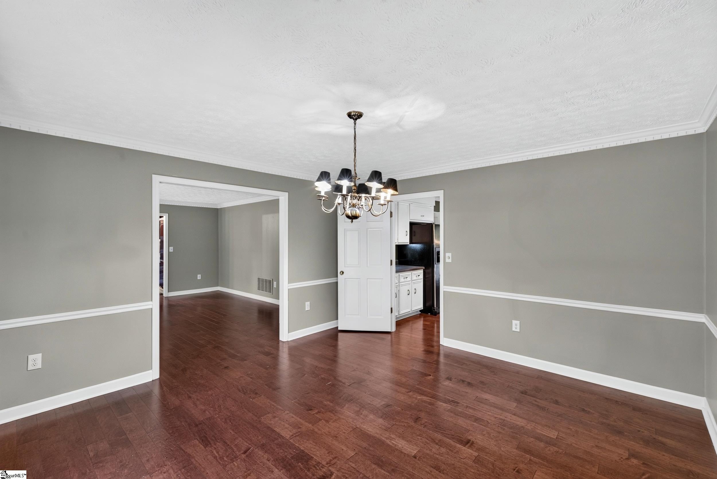 103 Lancelot Court Property Photo 8