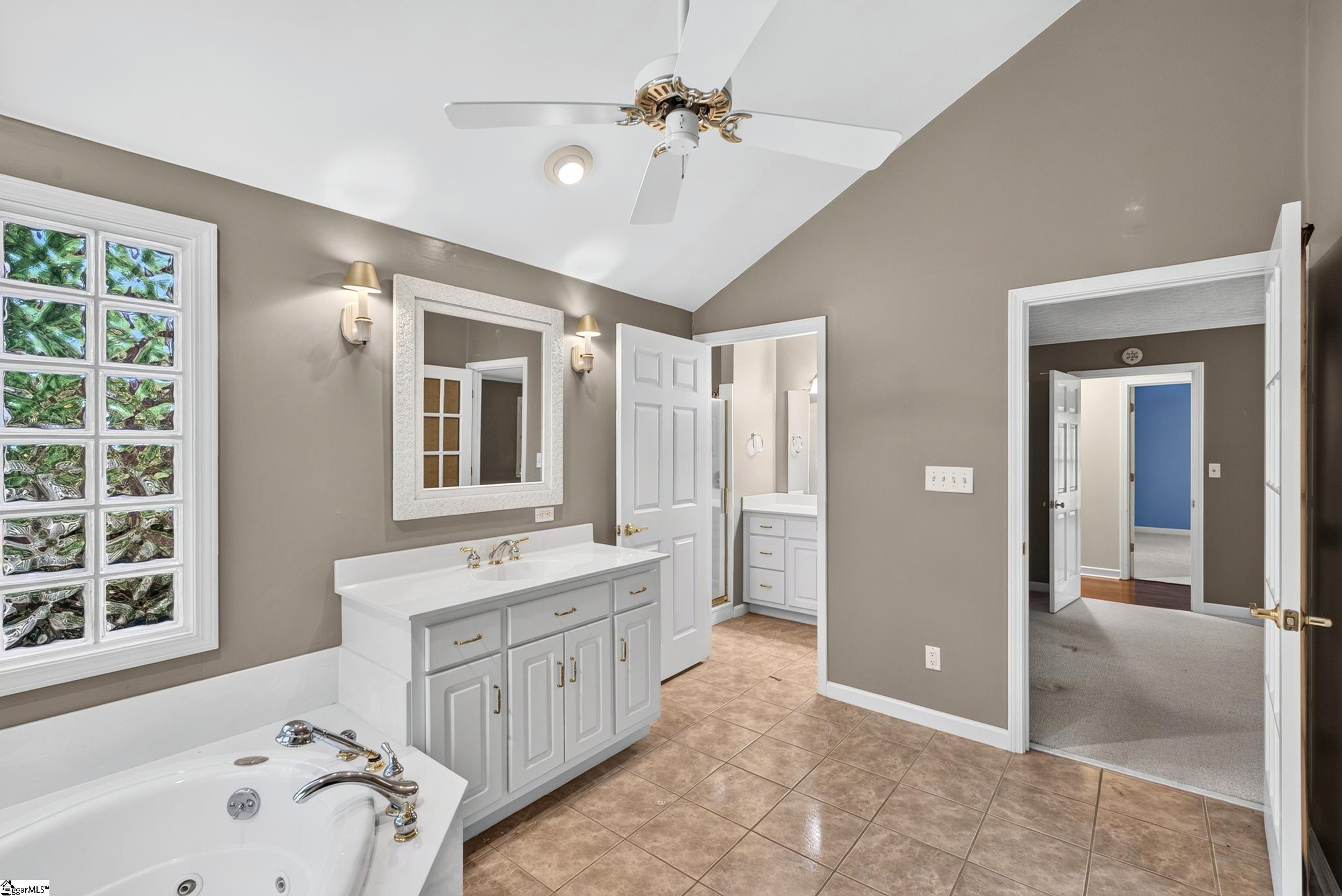 103 Lancelot Court Property Photo 18