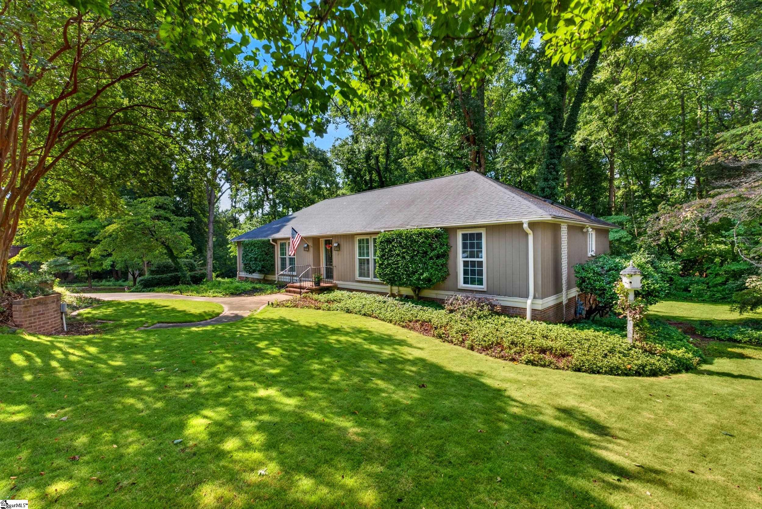 103 Lancelot Court Property Photo 42