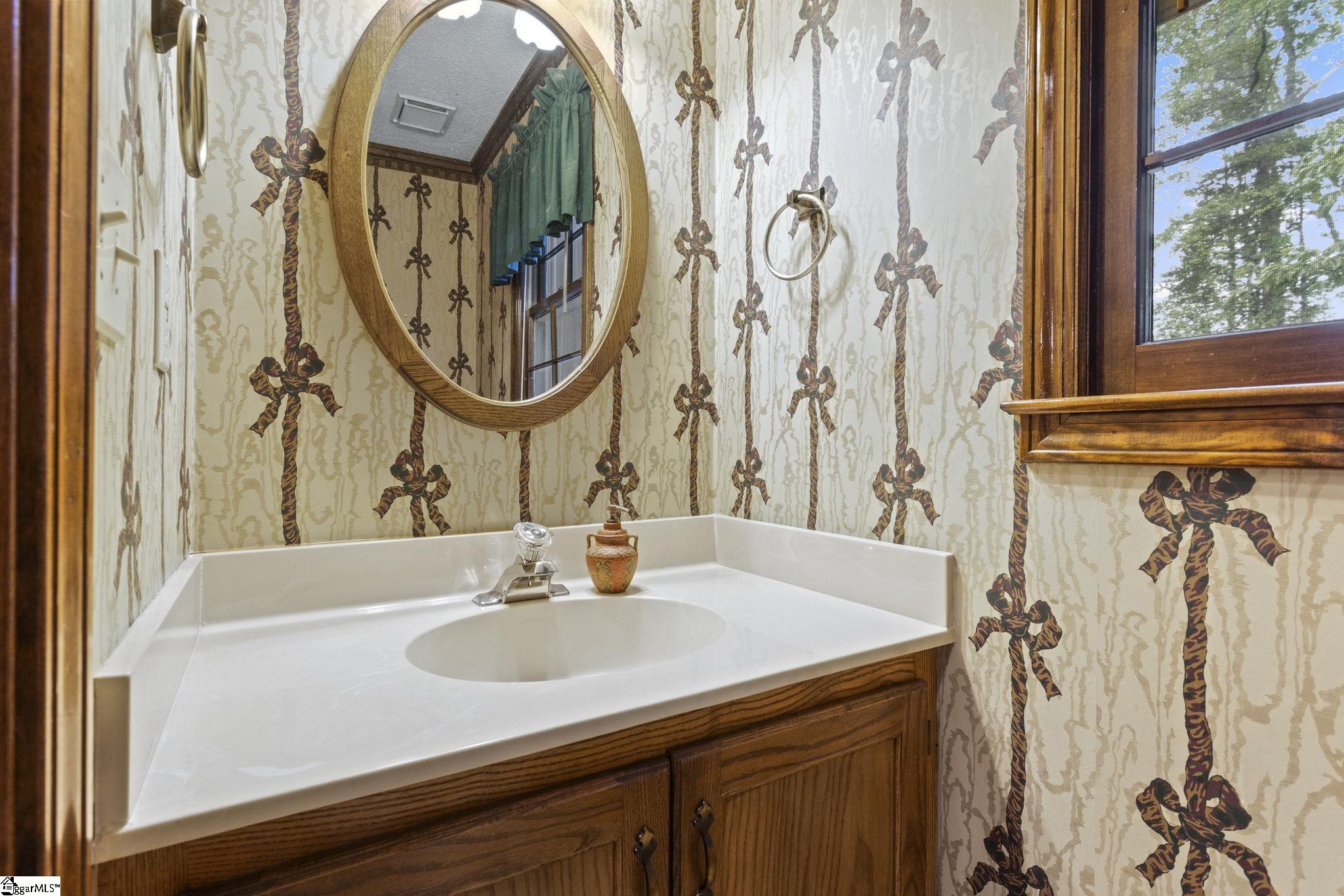 305 Oak Brook Way Property Photo 10