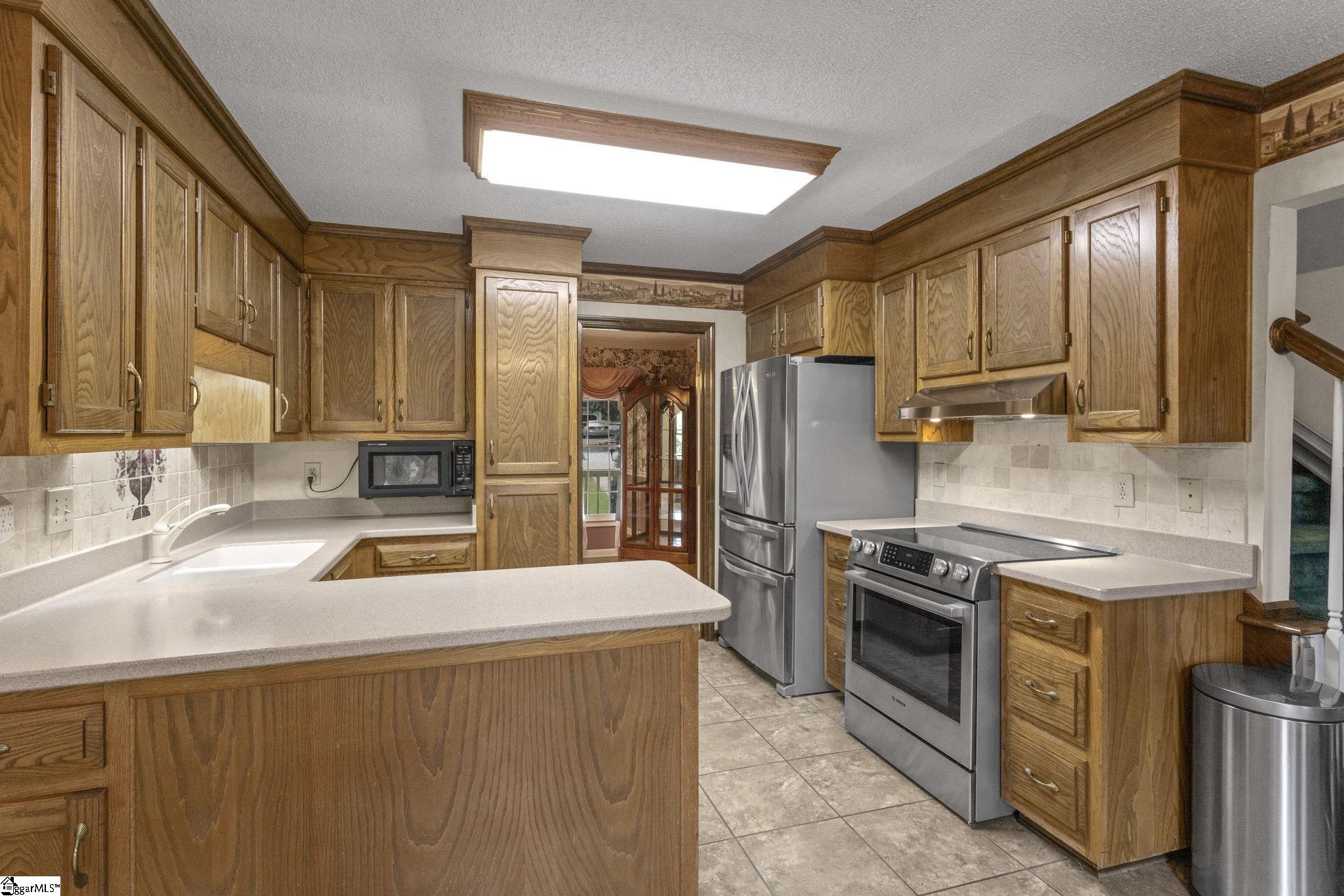 305 Oak Brook Way Property Photo 13