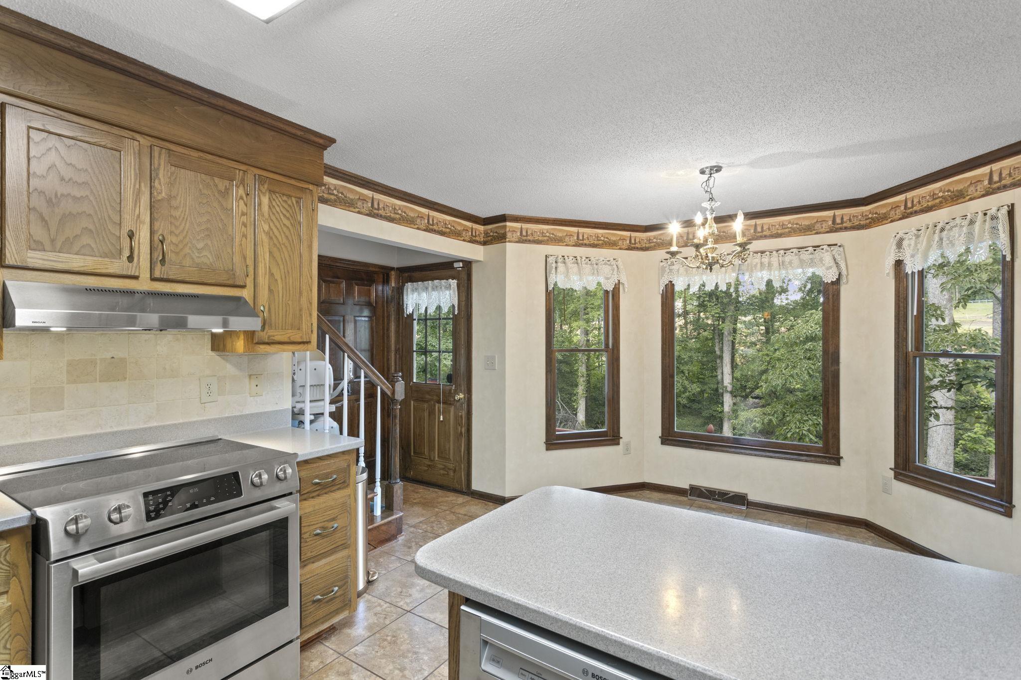 305 Oak Brook Way Property Photo 15