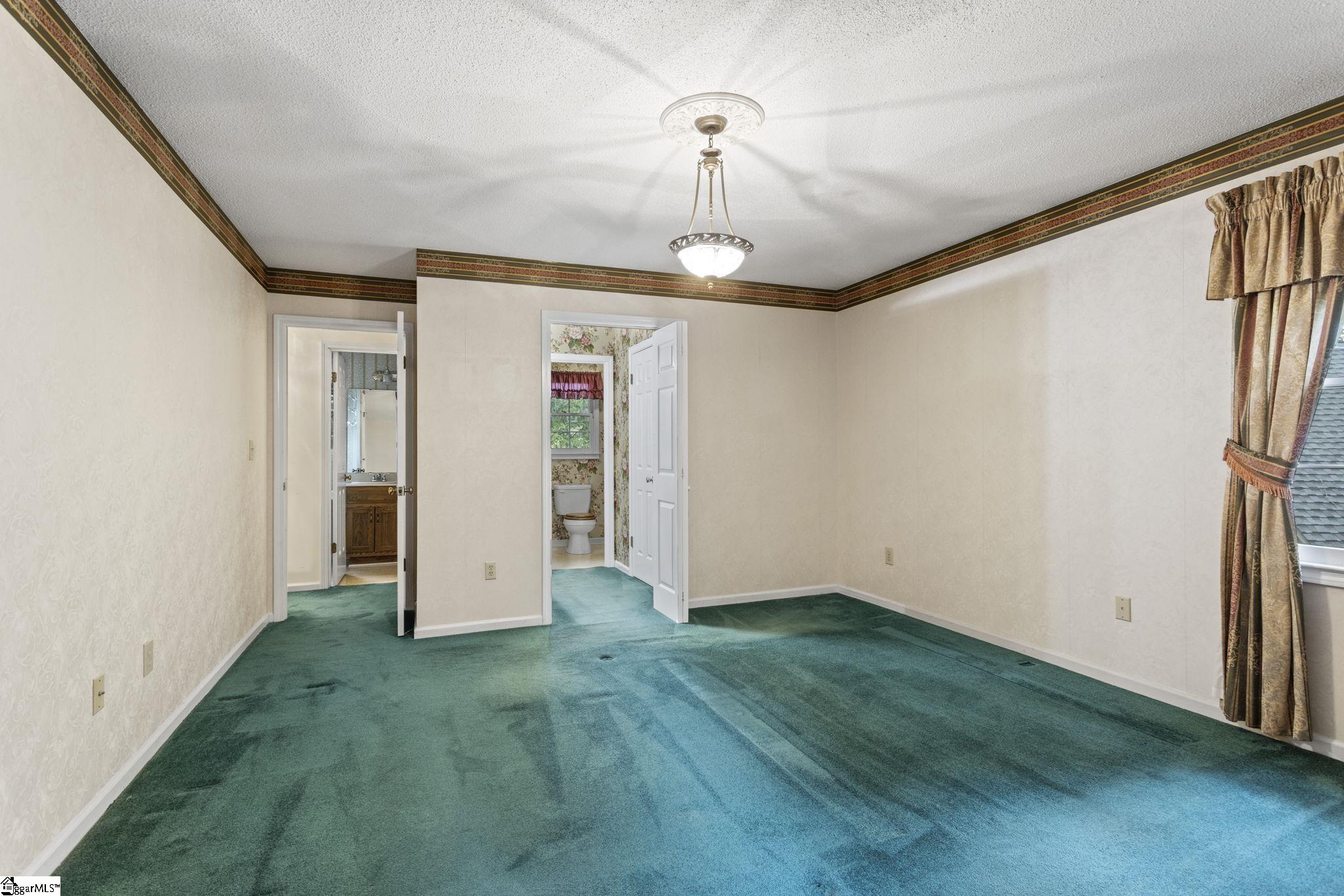 305 Oak Brook Way Property Photo 18