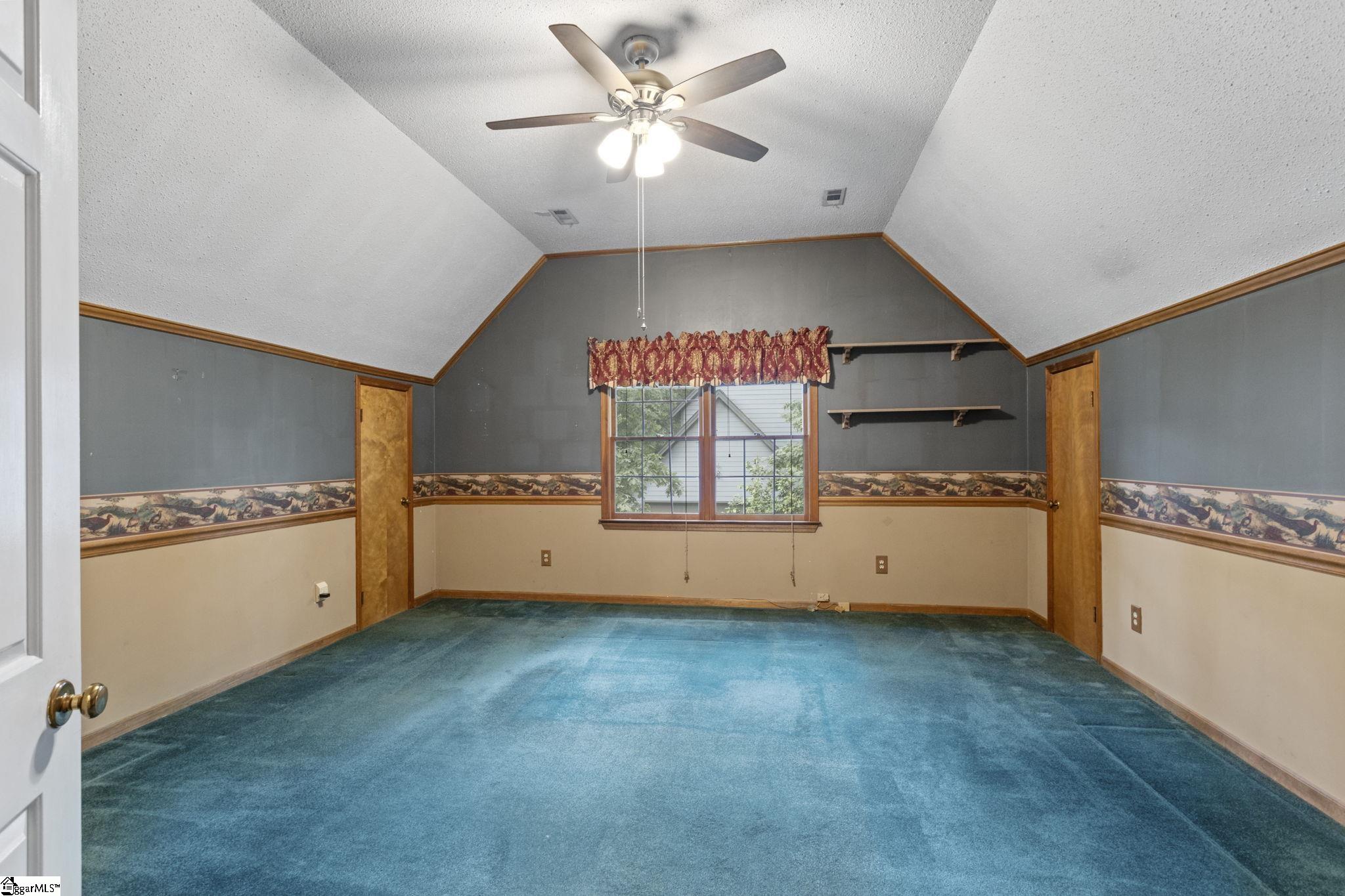 305 Oak Brook Way Property Photo 21