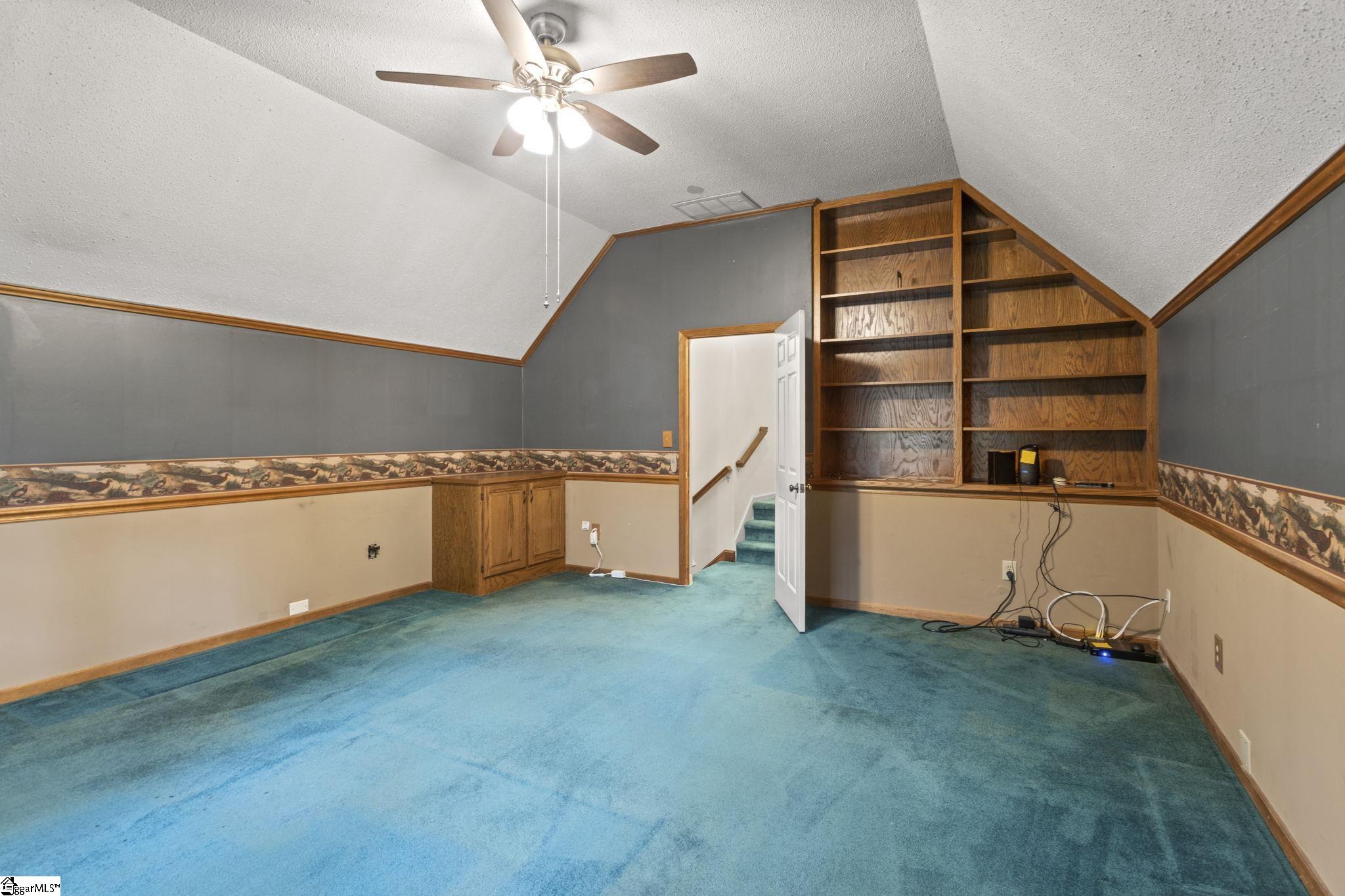 305 Oak Brook Way Property Photo 22