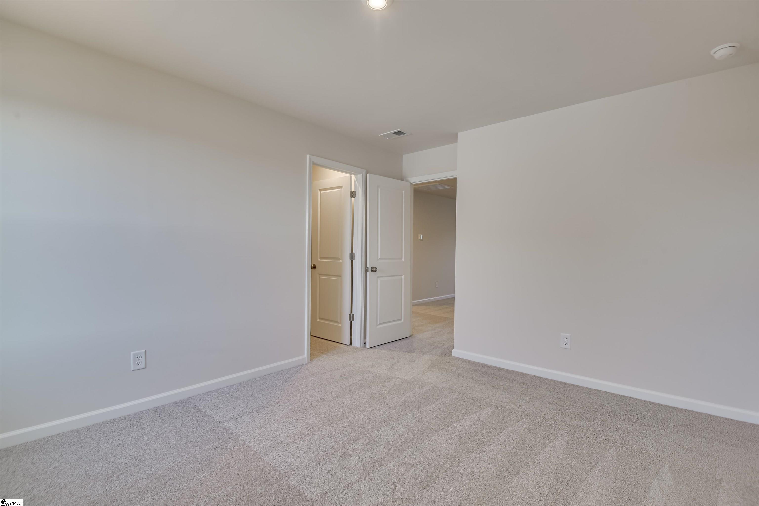 216 Bellflower Lane Property Photo 10